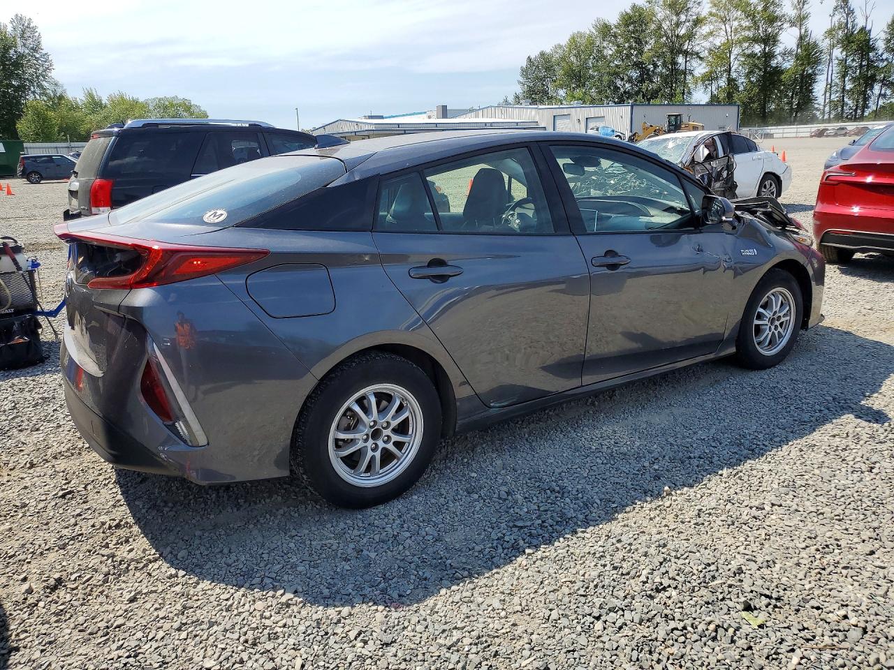 2020 TOYOTA PRIUS PRIME LE — снимка 3