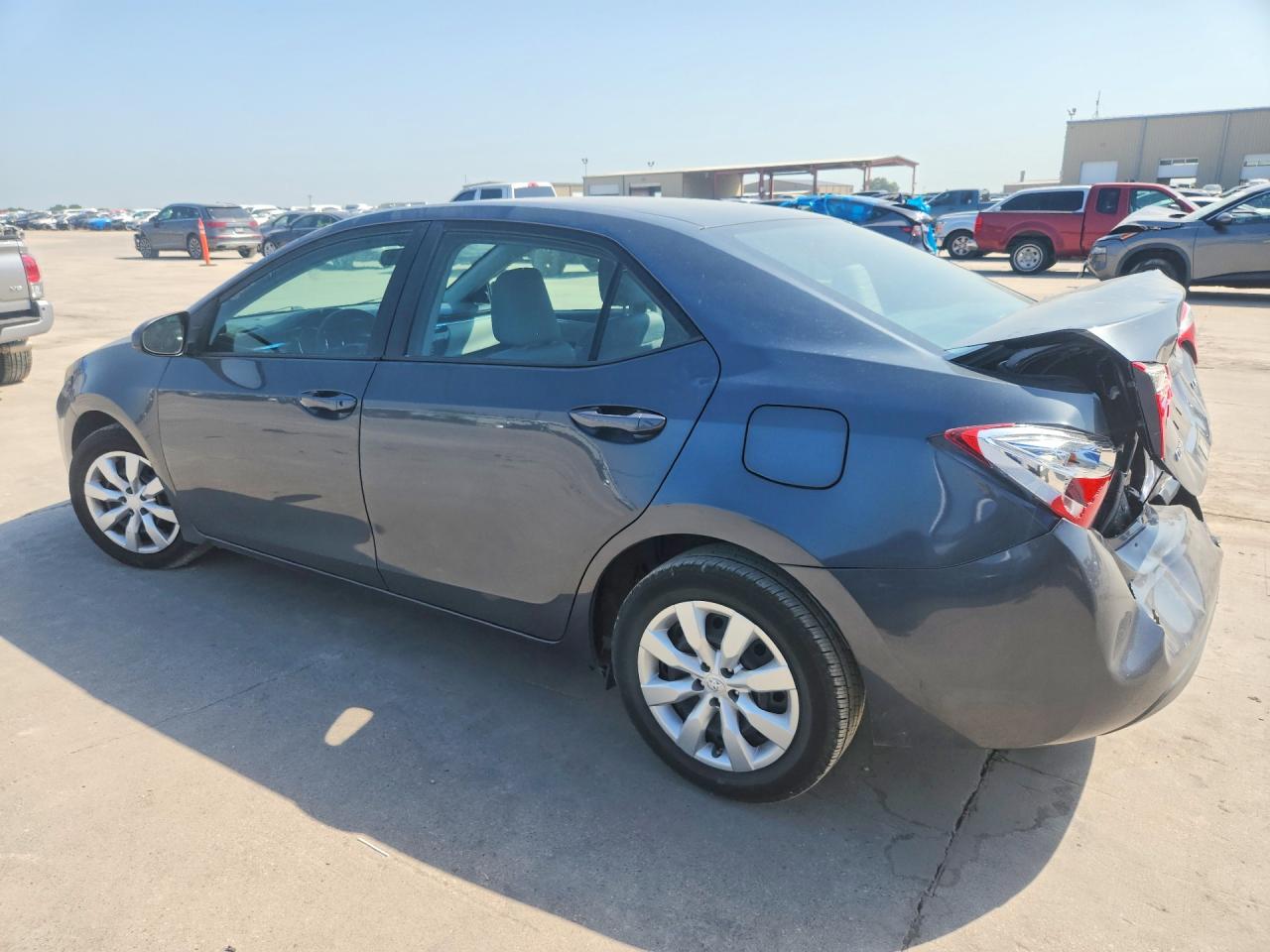 2015 TOYOTA COROLLA LE — снимка 2