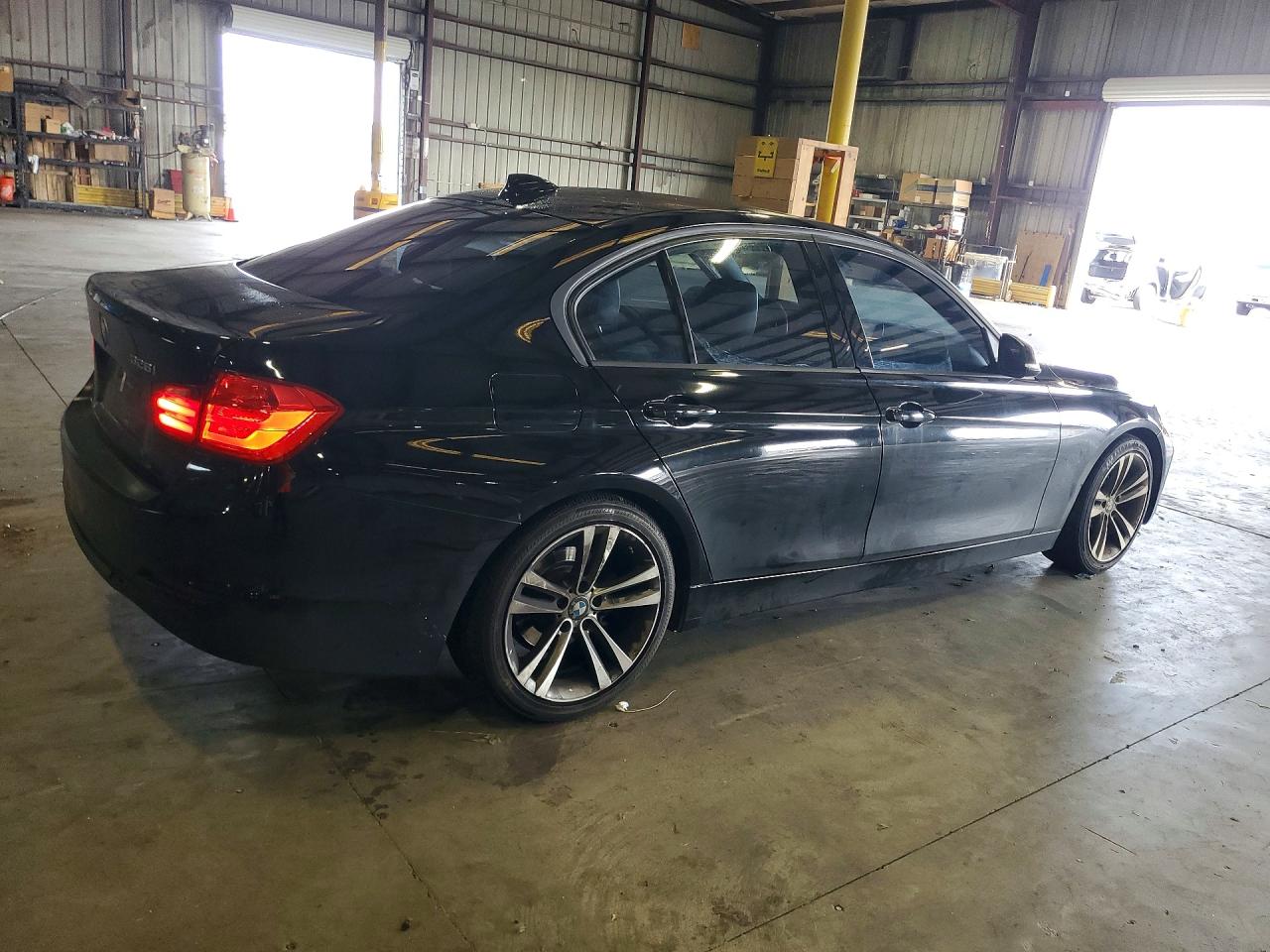 2014 BMW 328 I — снимка 3