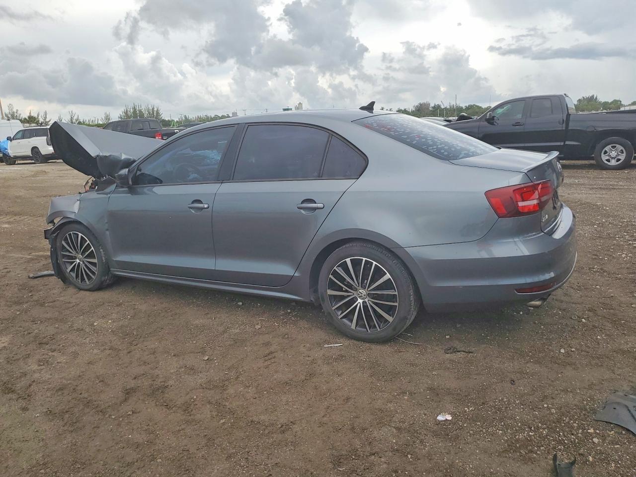 2016 VOLKSWAGEN JETTA SPORT — снимка 2
