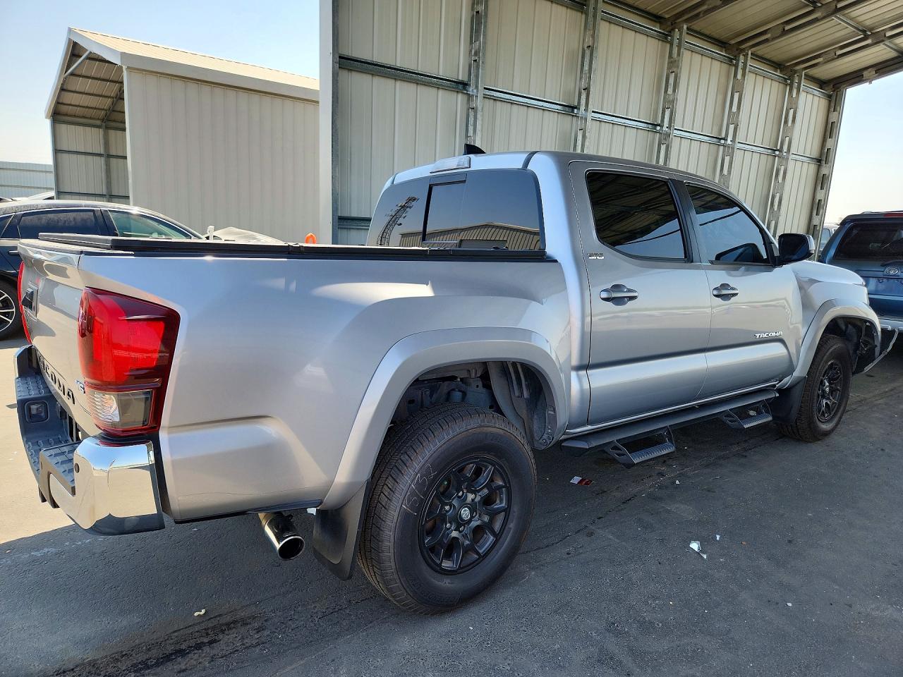 2020 TOYOTA TACOMA SR5 V6 — снимка 3
