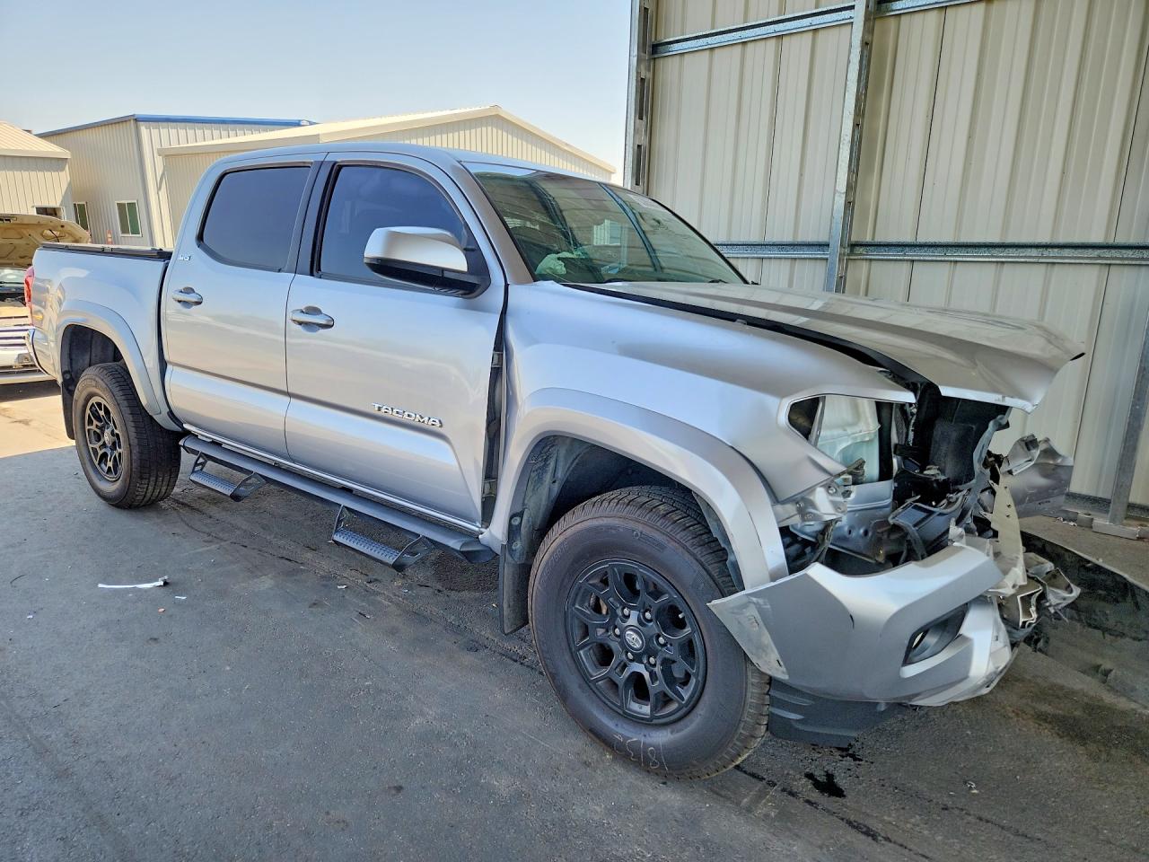 2020 TOYOTA TACOMA SR5 V6 — снимка 4