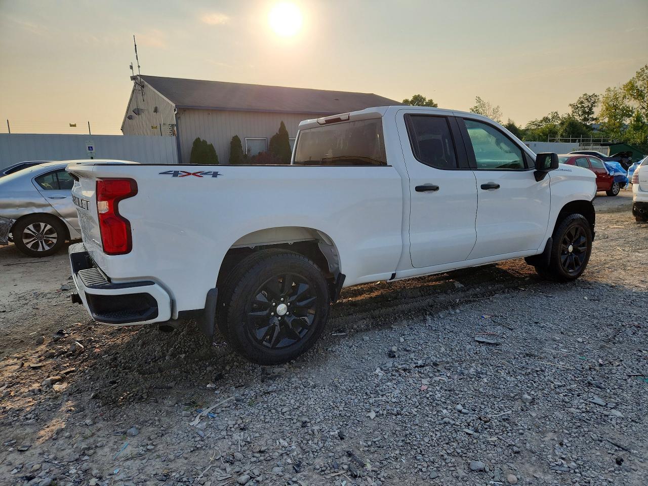 2020 CHEVROLET SILVERADO K1500 CUSTOM — снимка 3
