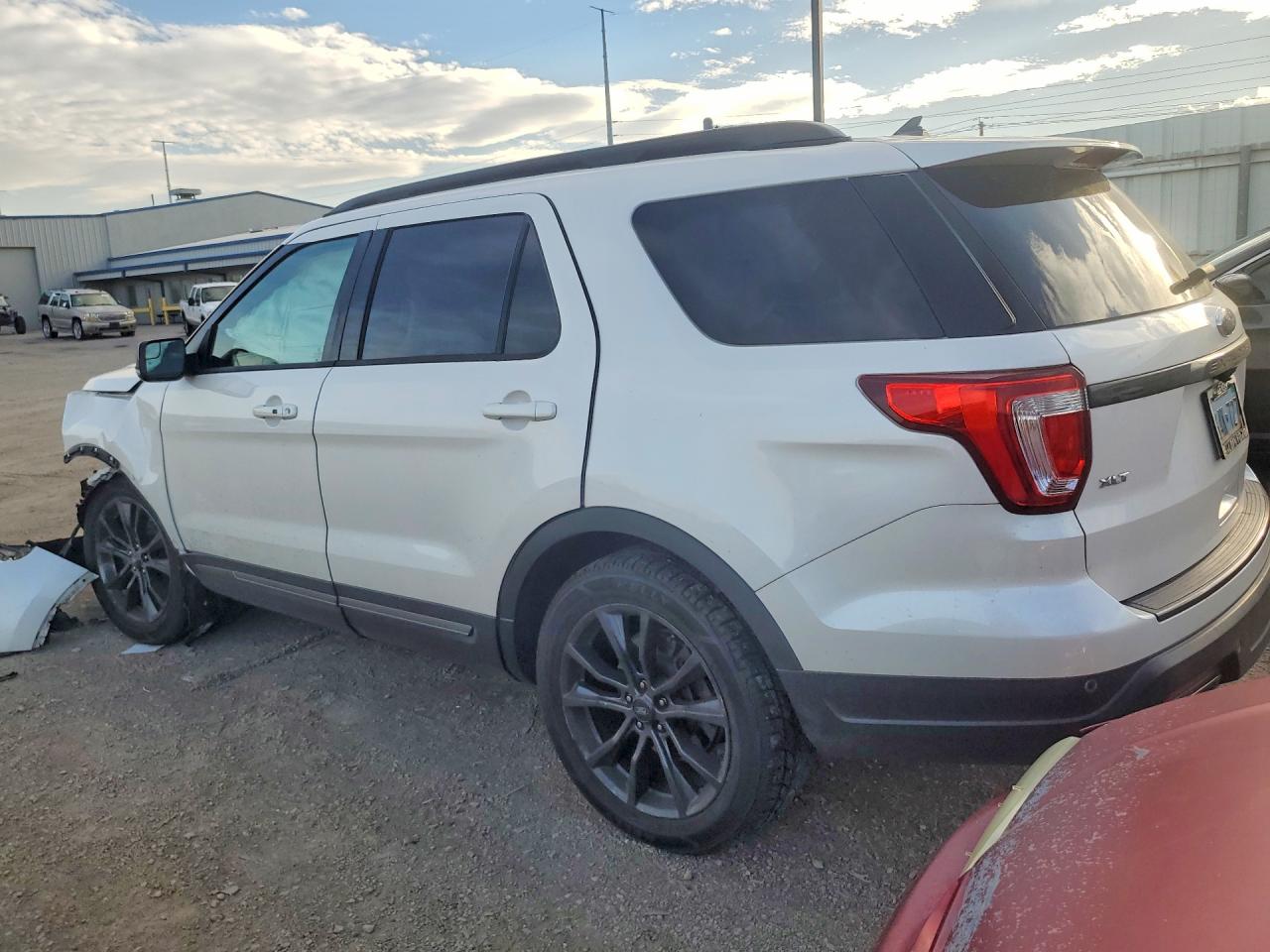 2018 FORD EXPLORER XLT — снимка 2