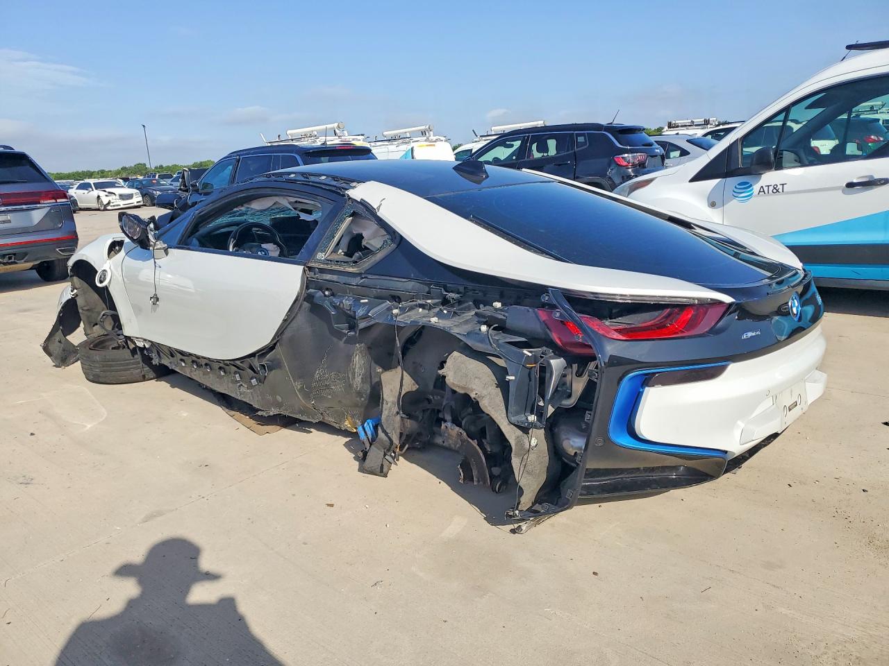 2016 BMW I8 — снимка 2