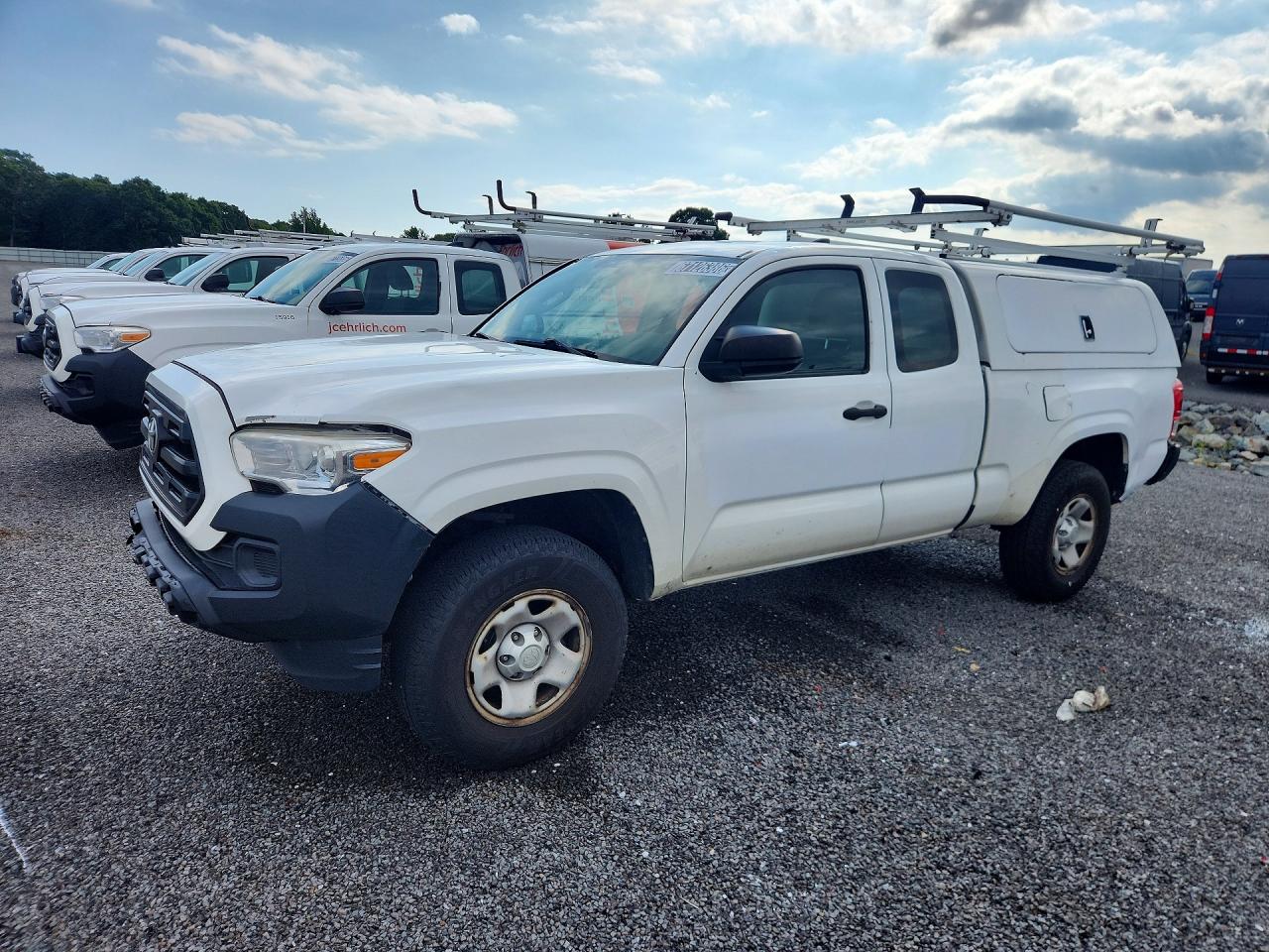2017 TOYOTA TACOMA SR