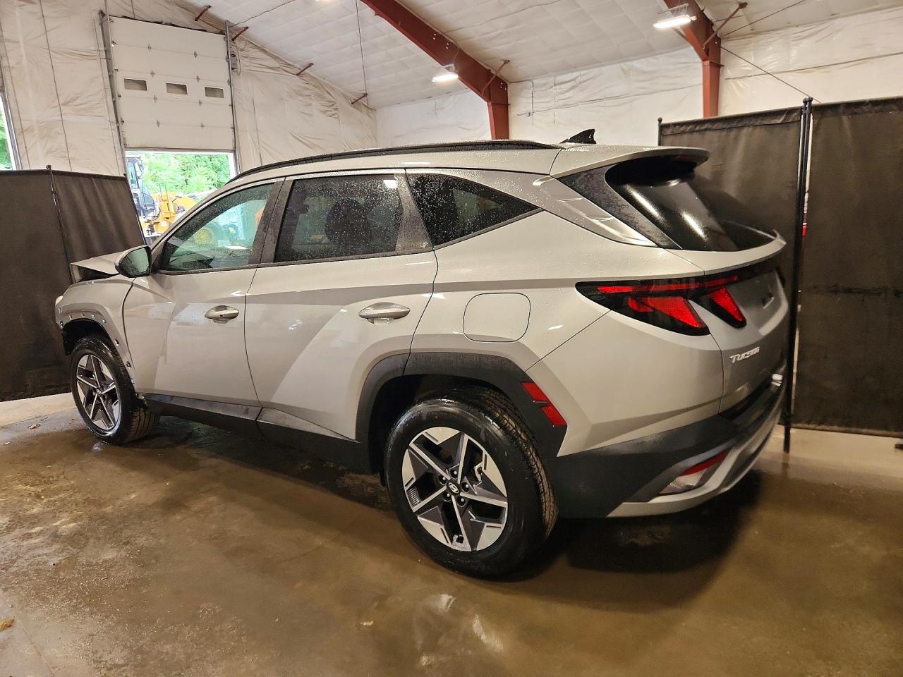 2026 HYUNDAI TUCSON SEL — photo 2
