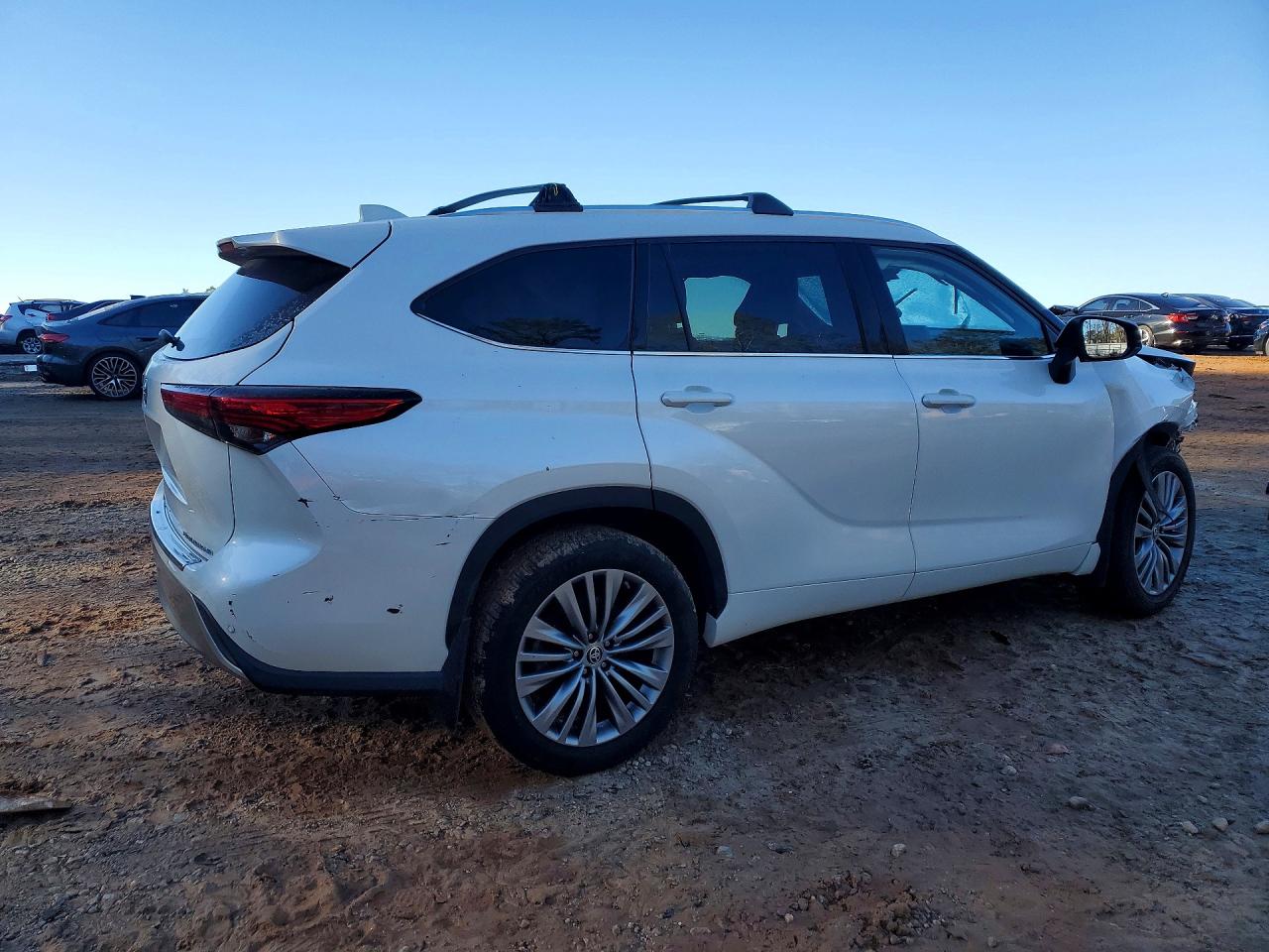 2021 TOYOTA HIGHLANDER PLATINUM — снимка 3