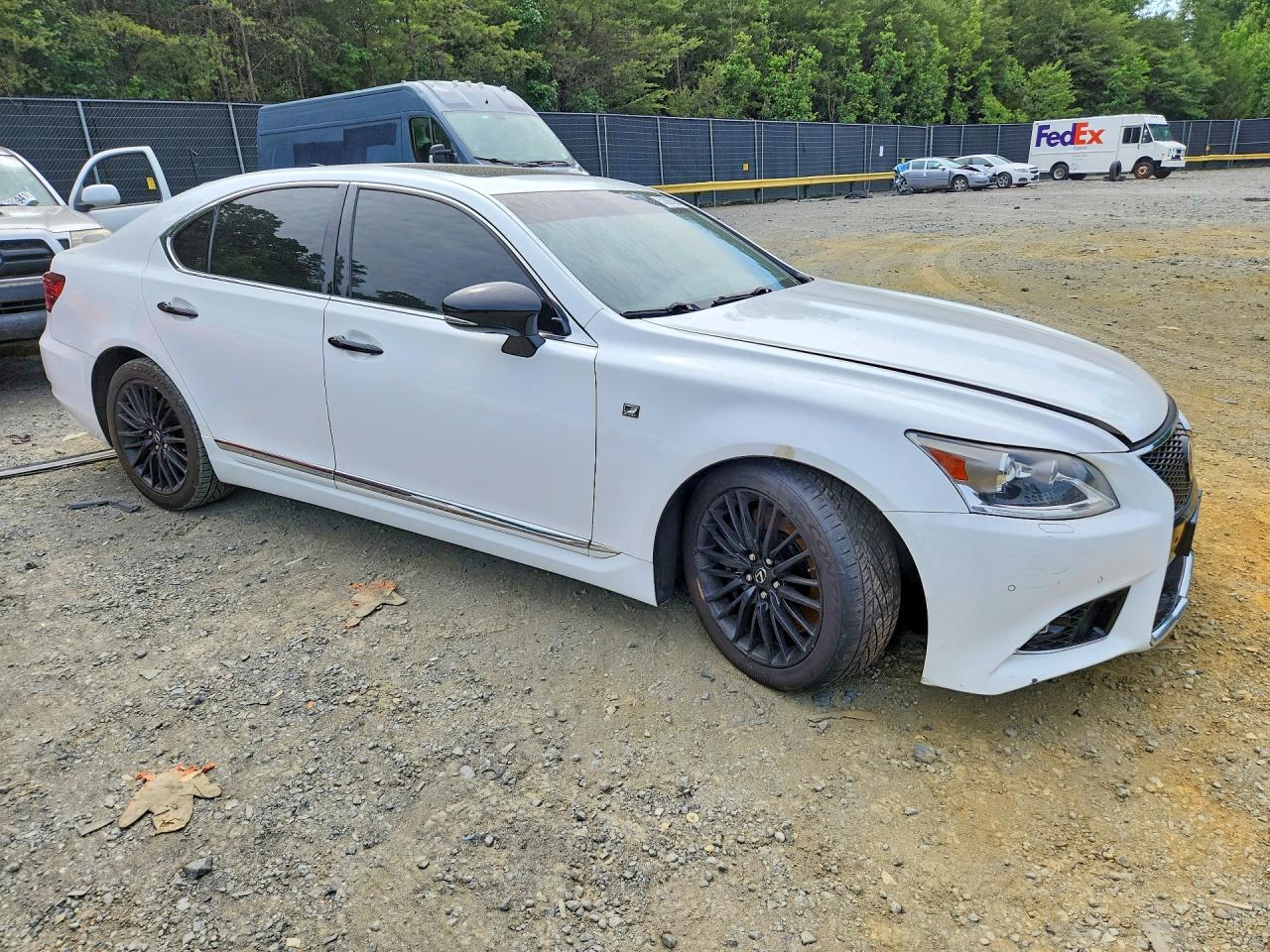 2015 LEXUS LS 460 — снимка 4
