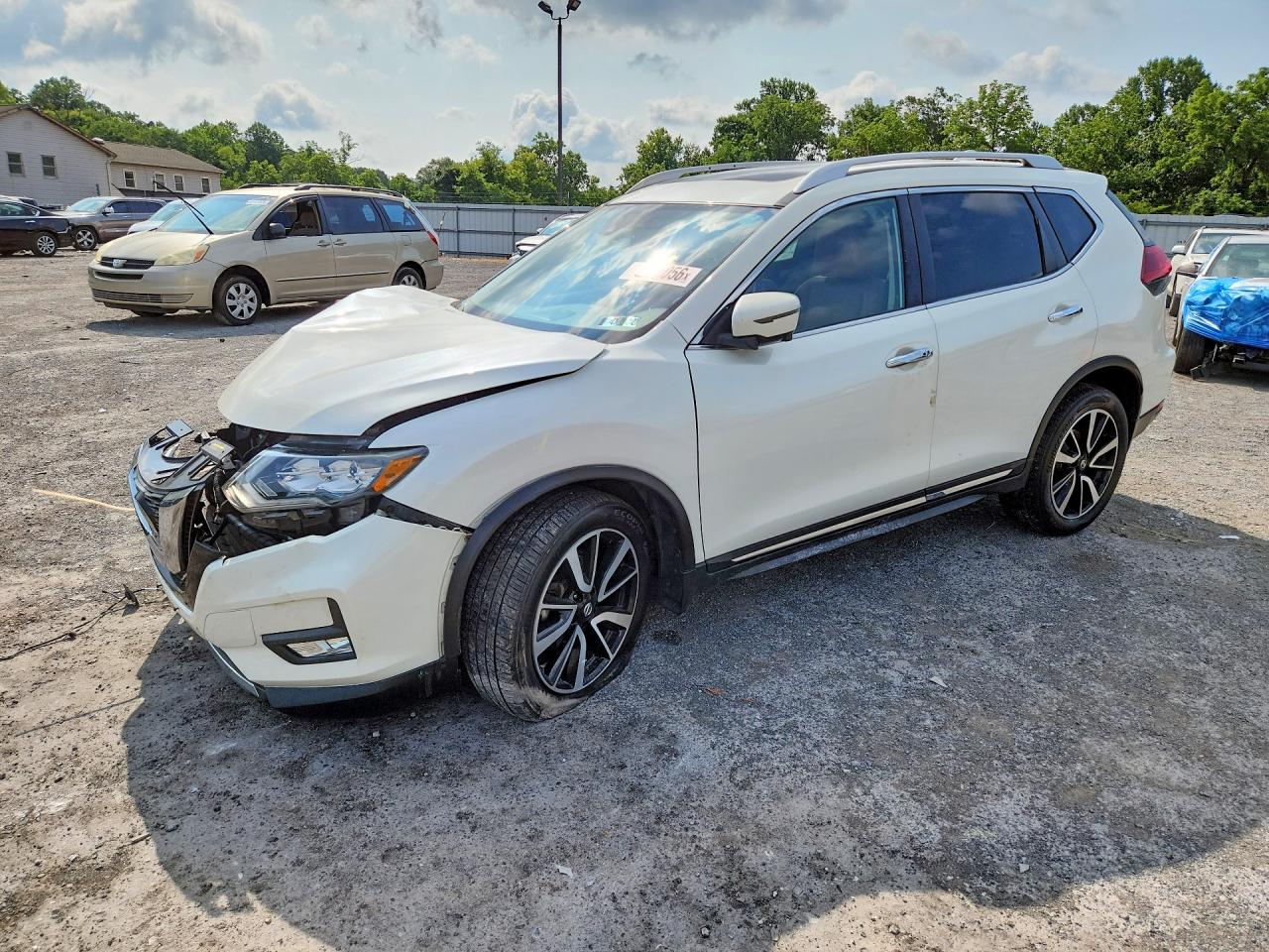 2018 NISSAN ROGUE SL
