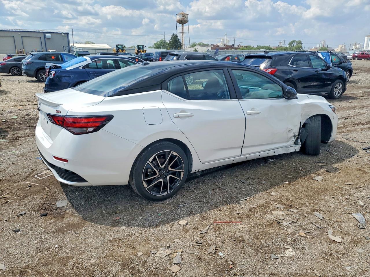 2025 NISSAN SENTRA SR — снимка 3