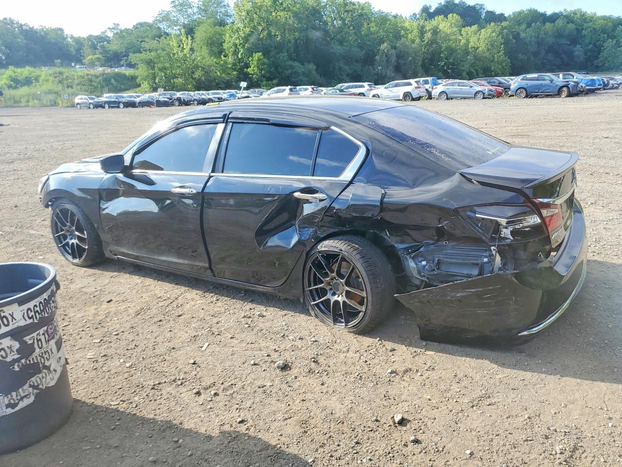 2017 HONDA ACCORD LX — снимка 2