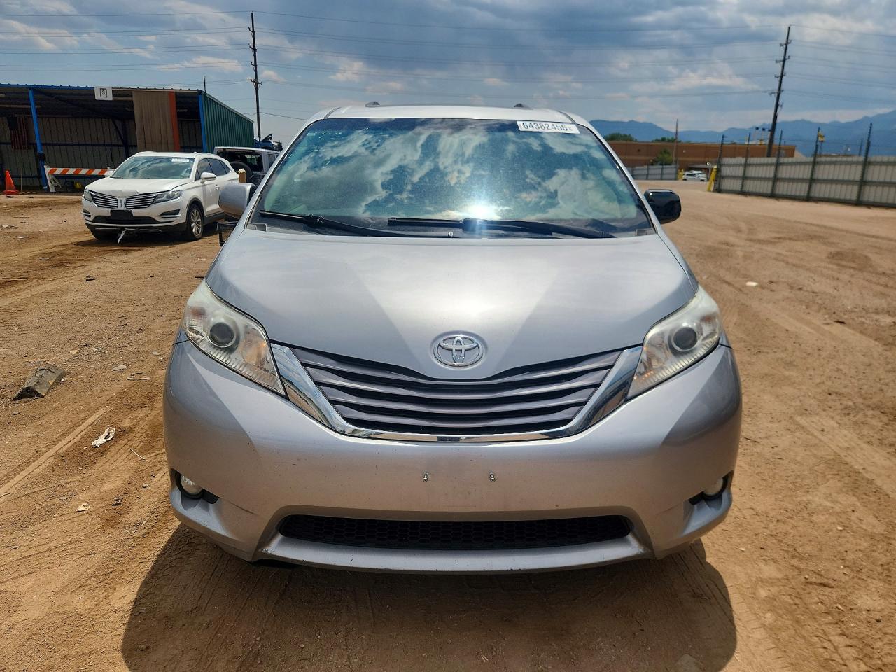 2015 TOYOTA SIENNA XLE PREMIUM 7-PASSENGER — снимка 5
