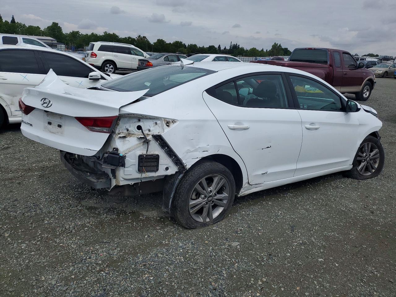 2018 HYUNDAI ELANTRA SEL — снимка 3
