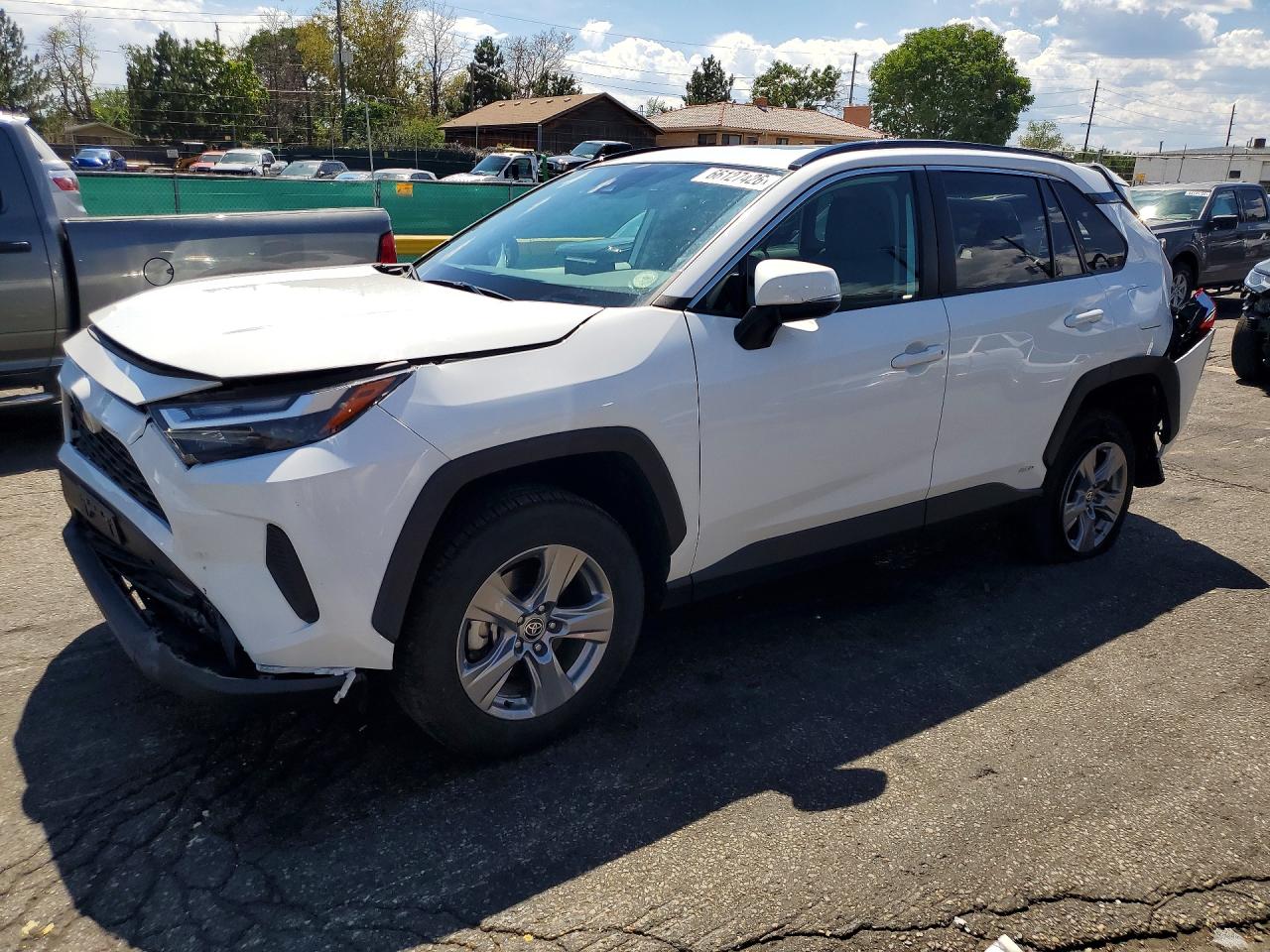 2022 TOYOTA RAV4 XLE