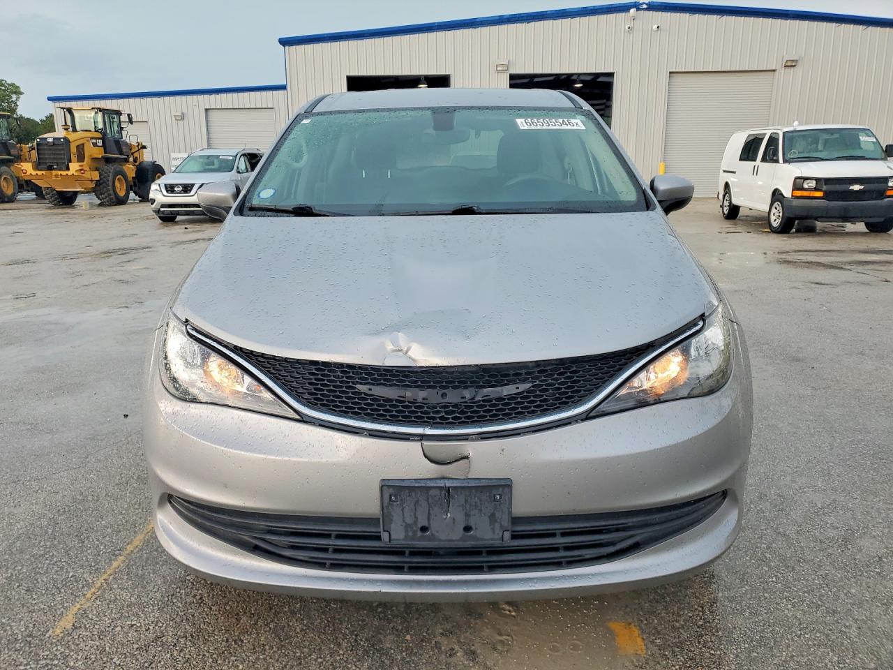 2017 CHRYSLER PACIFICA TOURING — снимка 5