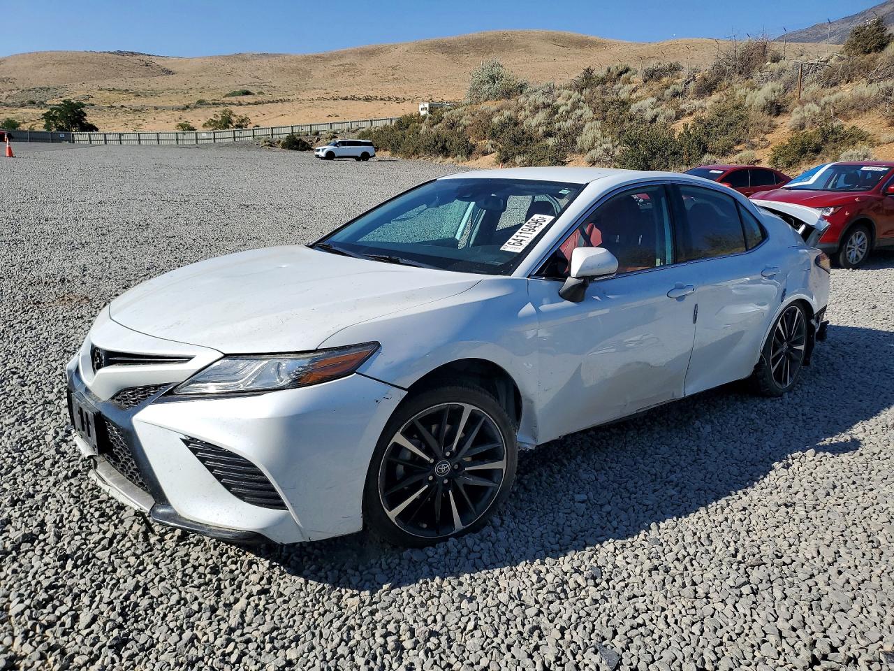 2019 TOYOTA CAMRY XSE
