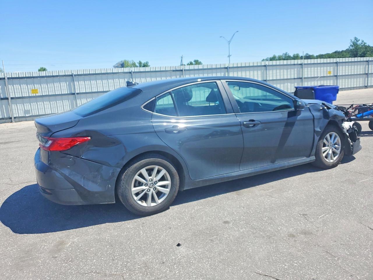 2025 TOYOTA CAMRY LE — снимка 3