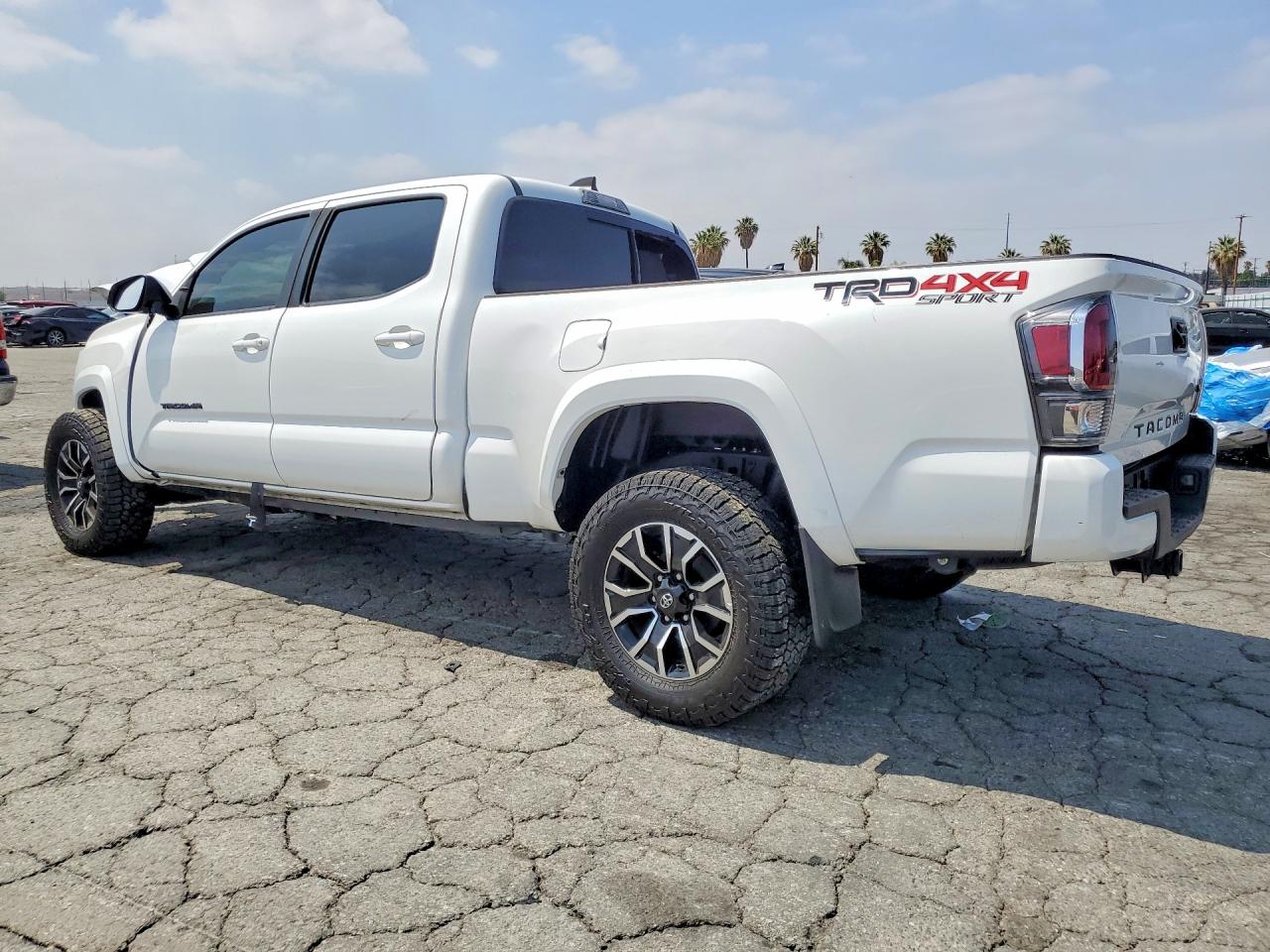 2023 TOYOTA TACOMA TRD SPORT — снимка 2