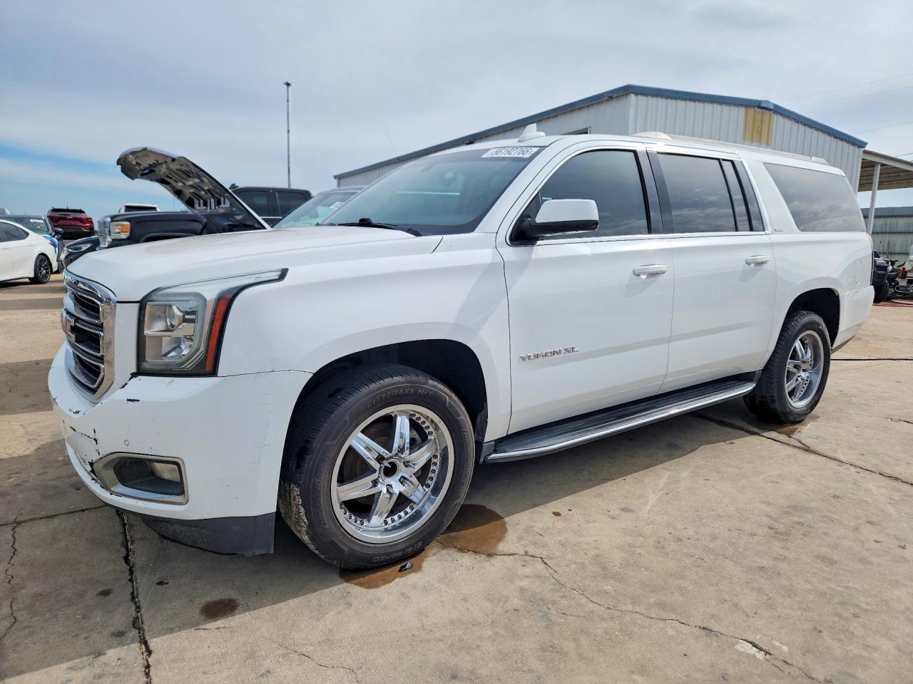 2017 GMC YUKON XL C1500 SLE
