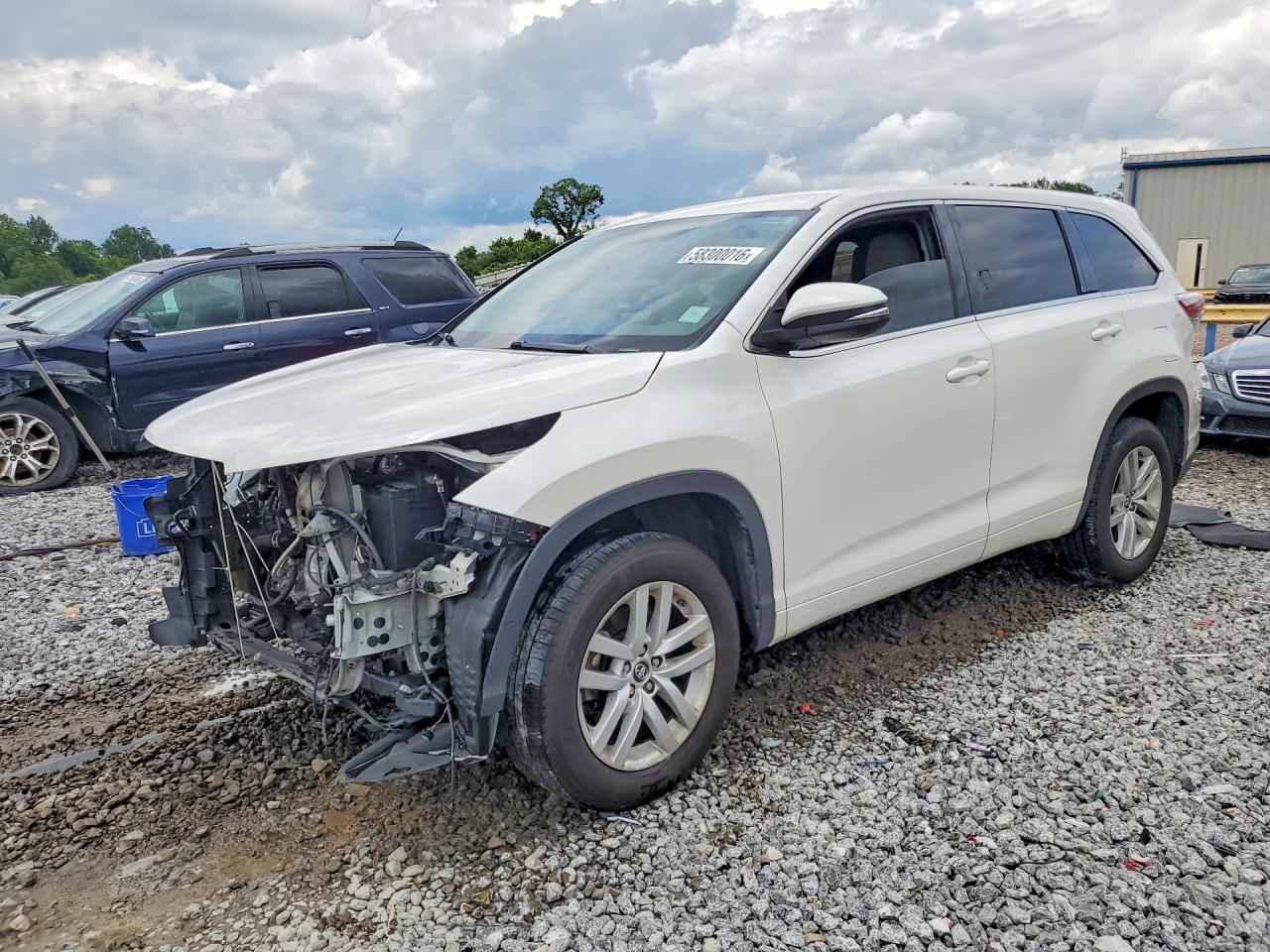 2016 TOYOTA HIGHLANDER LE