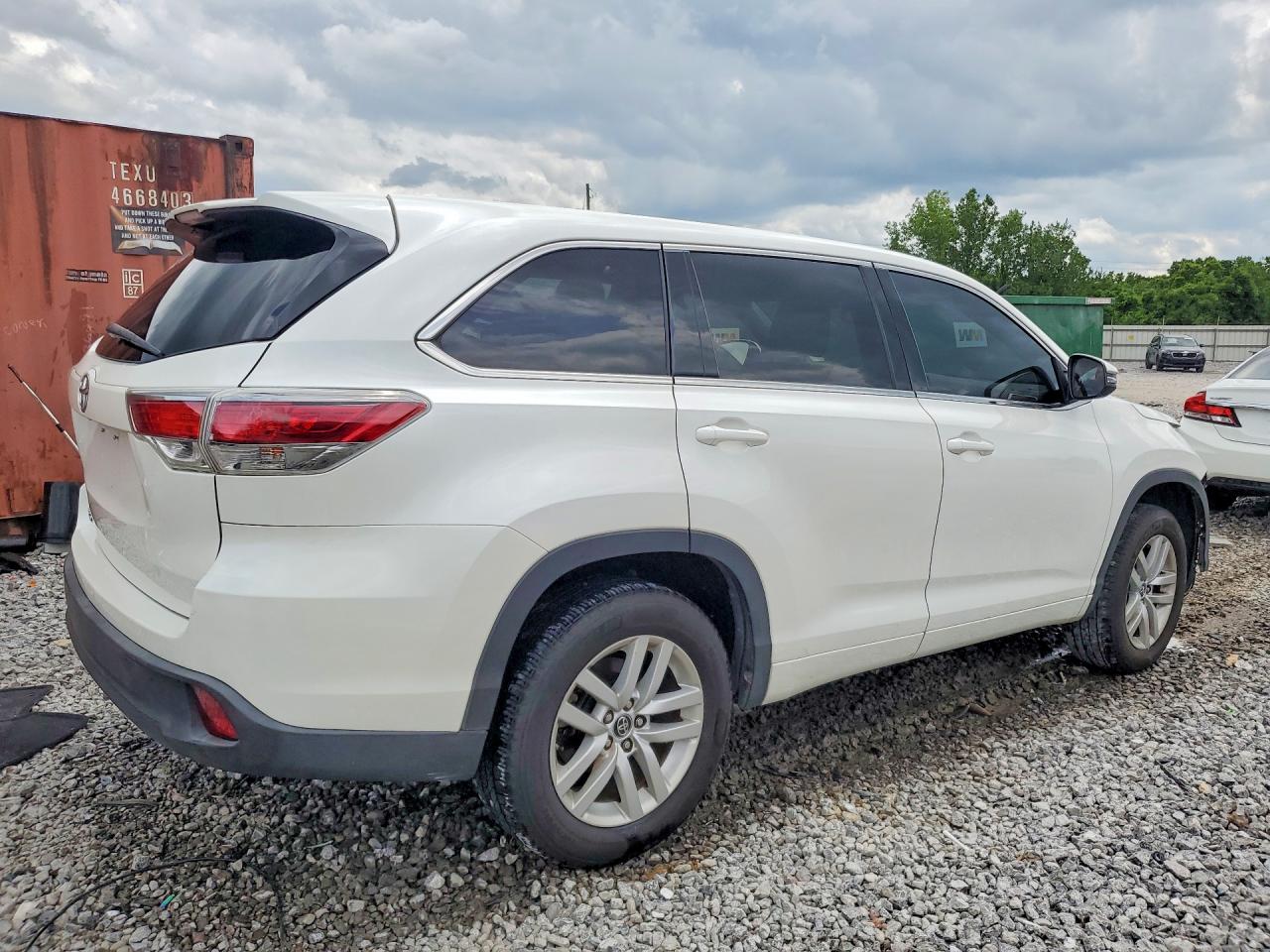 2016 TOYOTA HIGHLANDER LE — снимка 3
