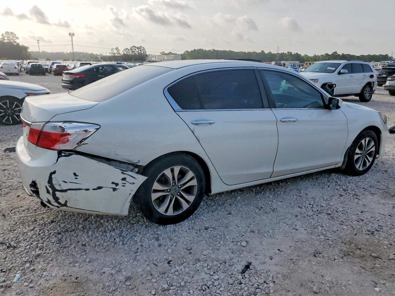 2015 HONDA ACCORD LX — снимка 3