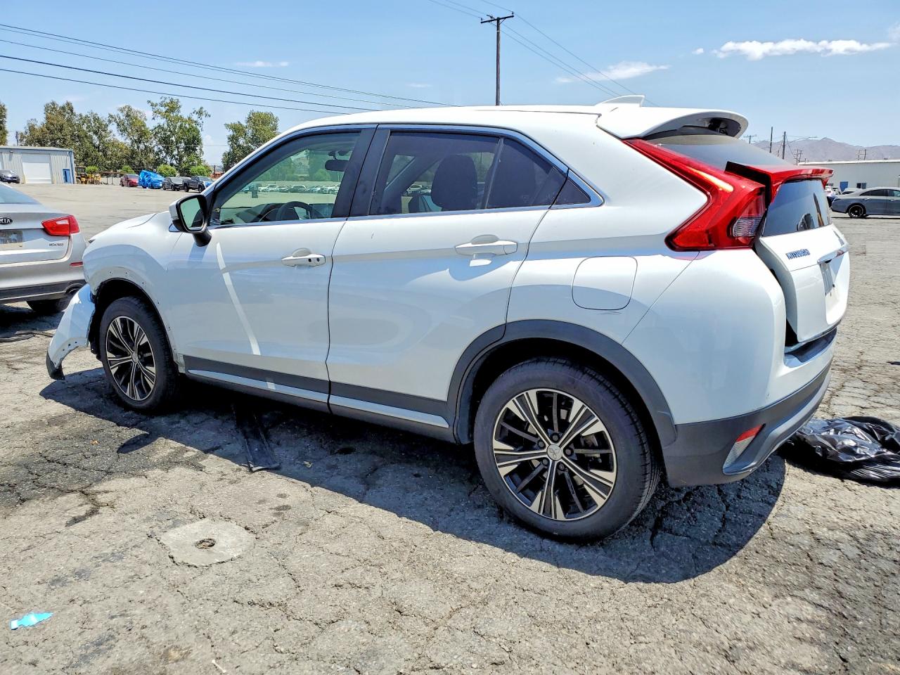 2018 MITSUBISHI ECLIPSE CROSS SE/SEL — снимка 2