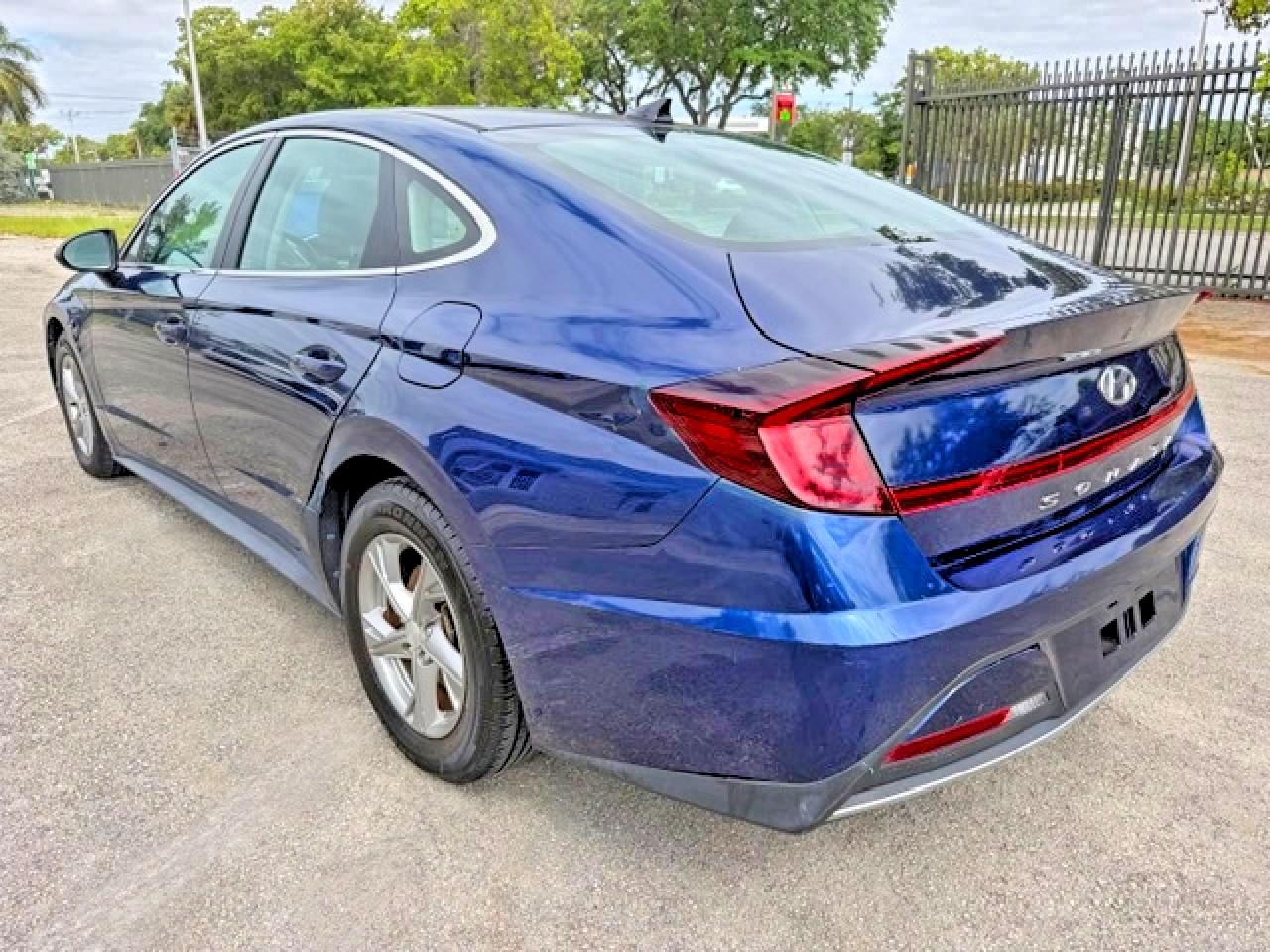 2021 HYUNDAI SONATA SE — снимка 2