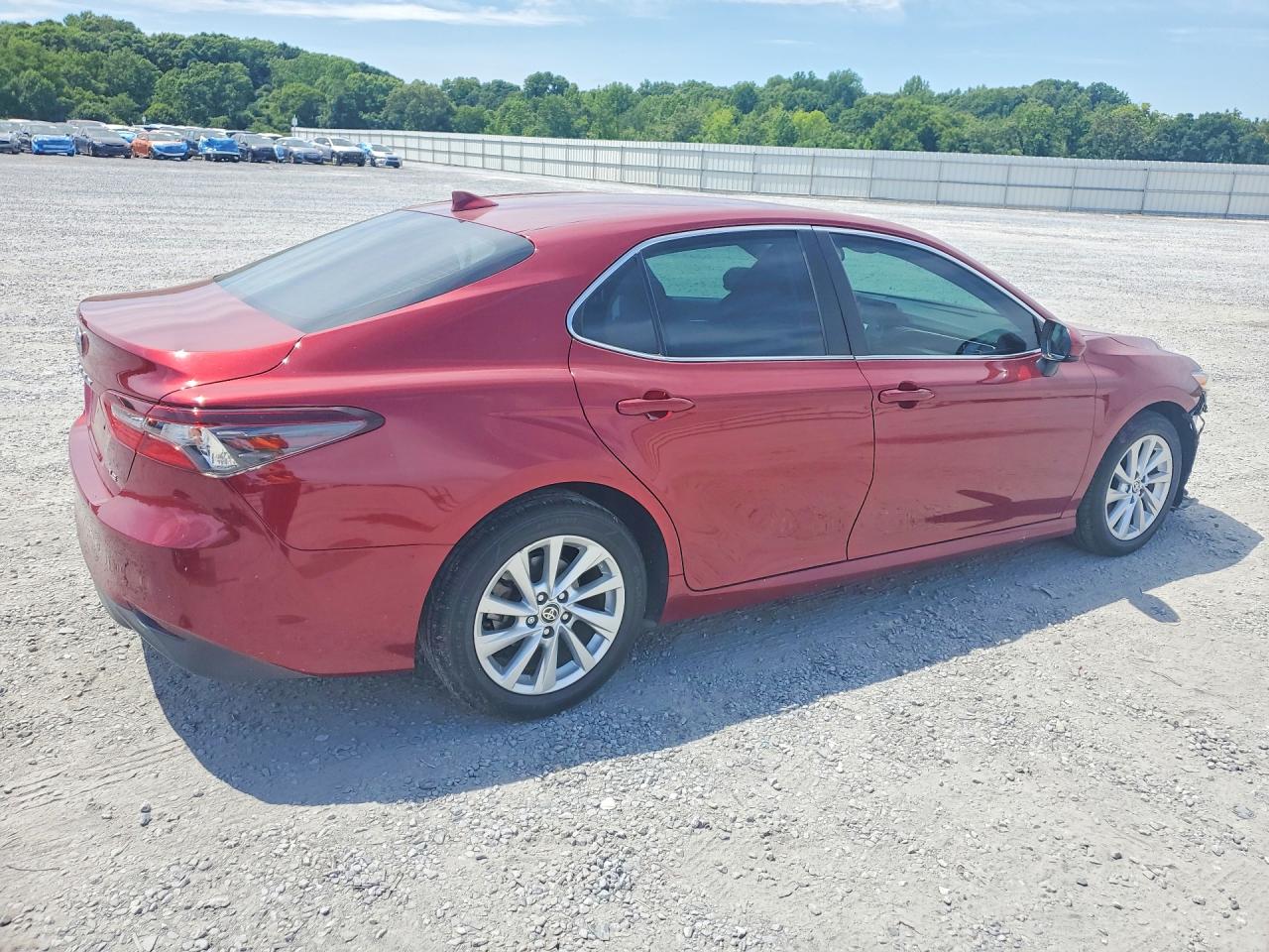 2021 TOYOTA CAMRY LE — снимка 3