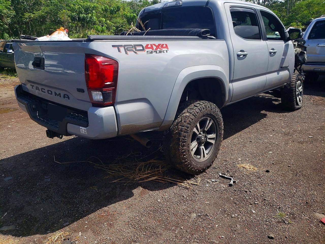 2019 TOYOTA TACOMA — снимка 3
