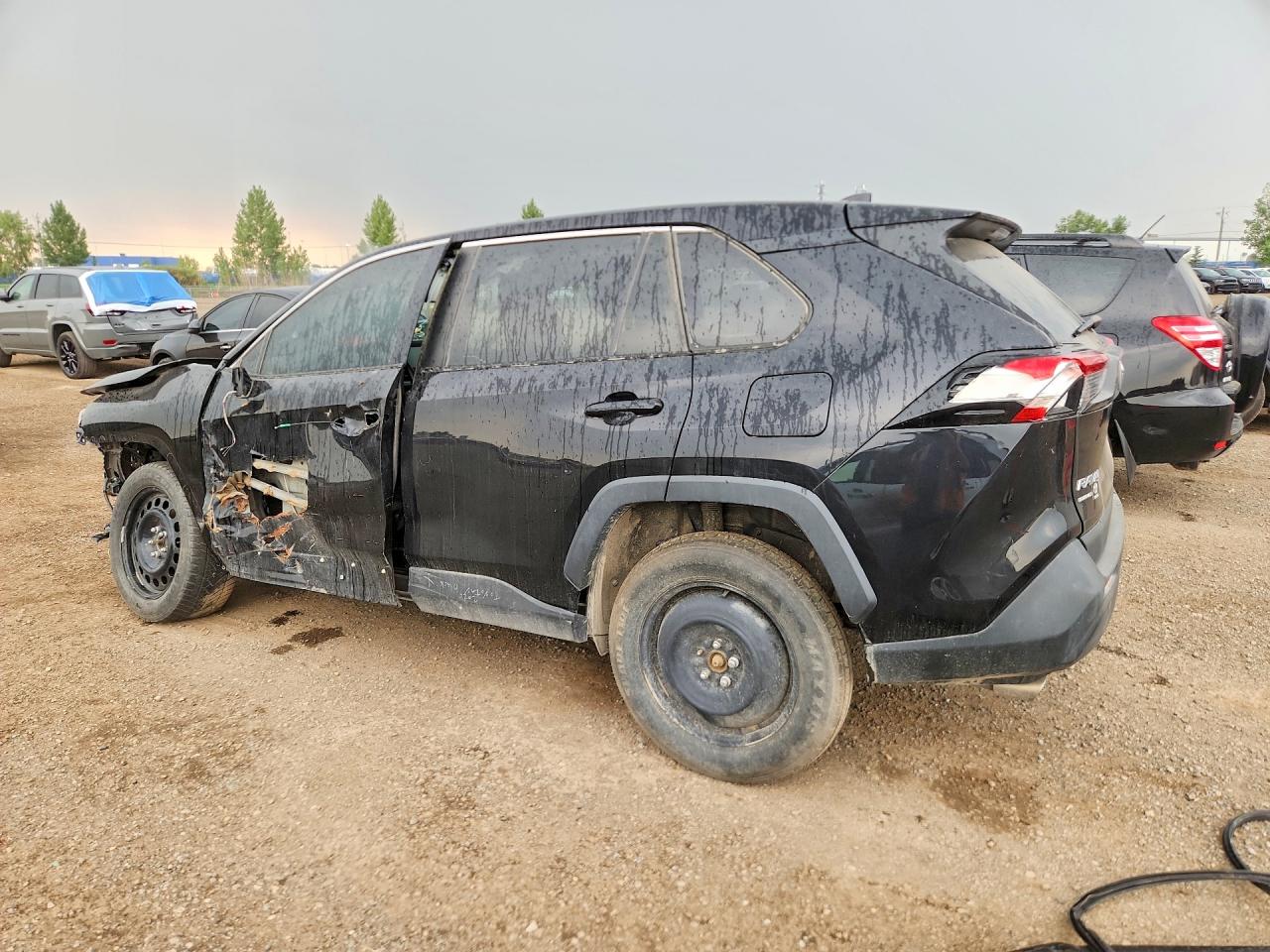 2022 TOYOTA RAV4 LE — снимка 2