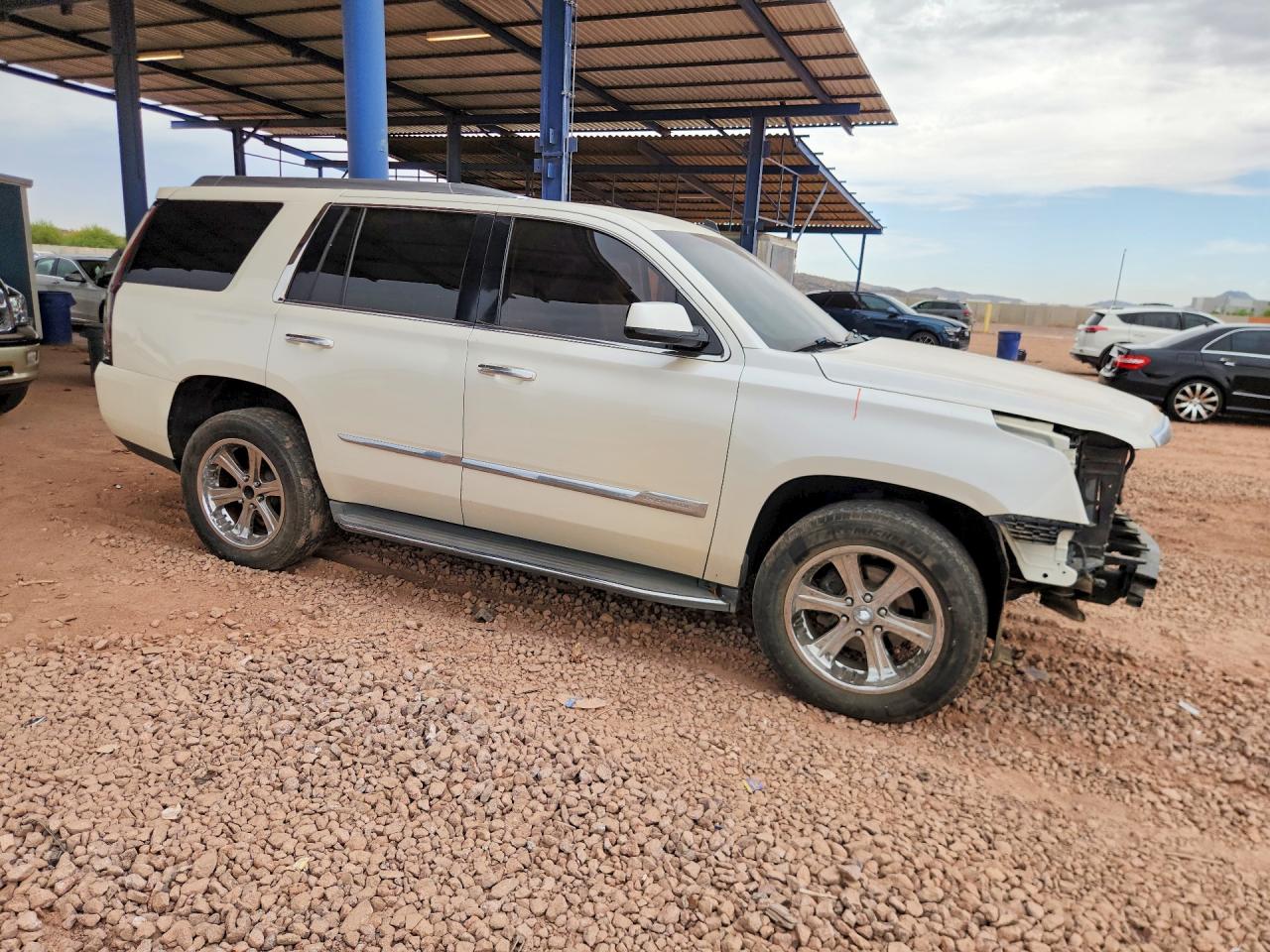 2015 CADILLAC ESCALADE LUXURY — снимка 4