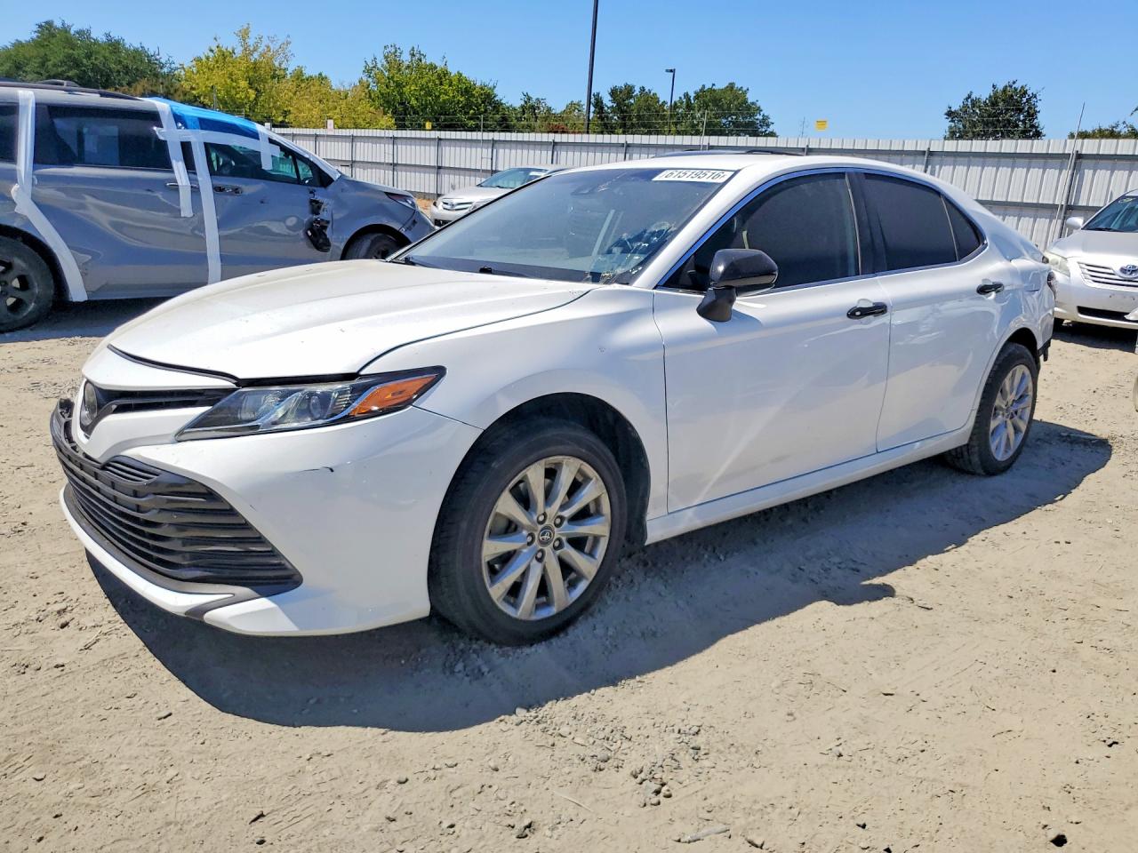 2019 TOYOTA CAMRY LE