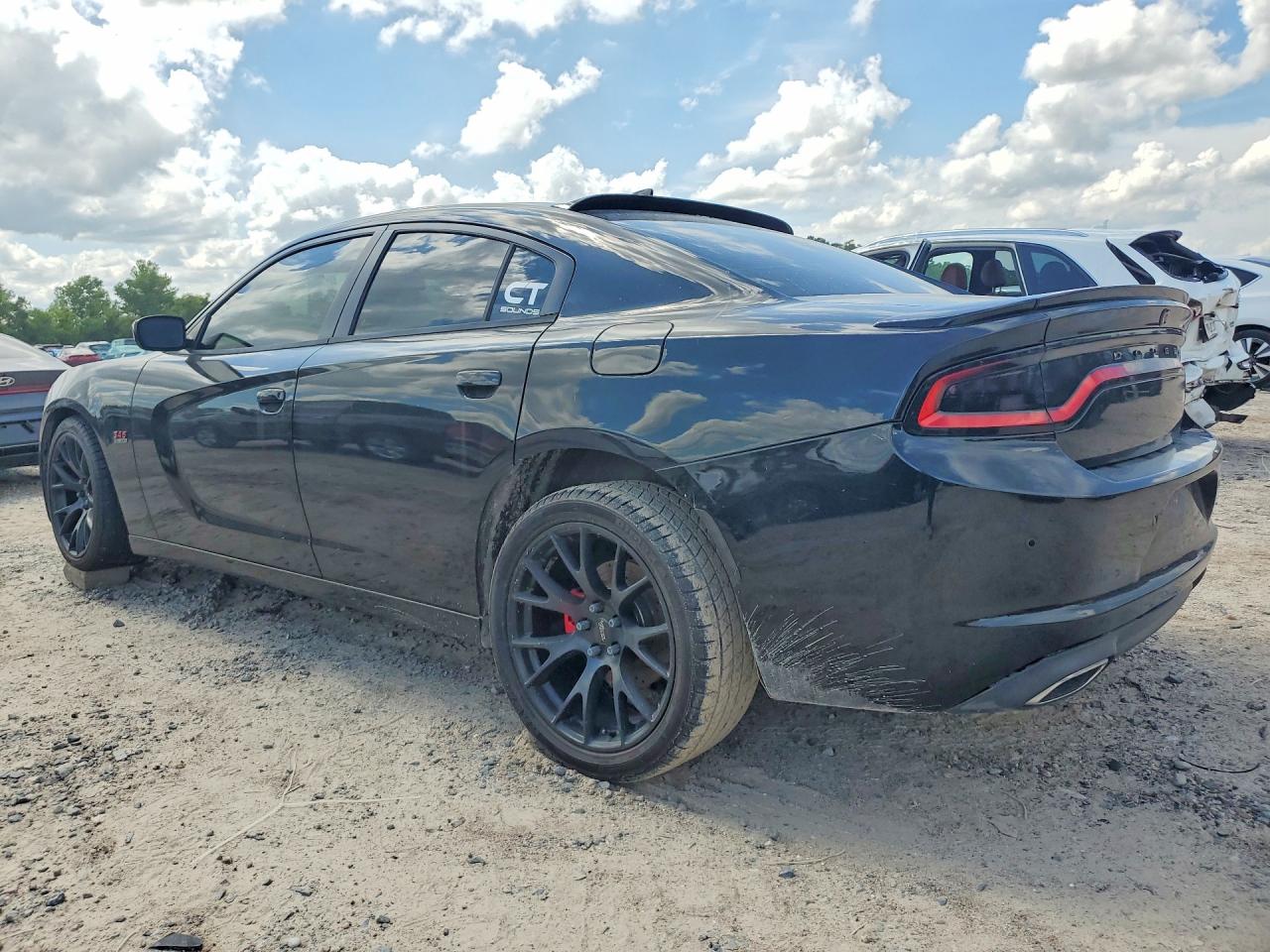 2015 DODGE CHARGER R — снимка 2