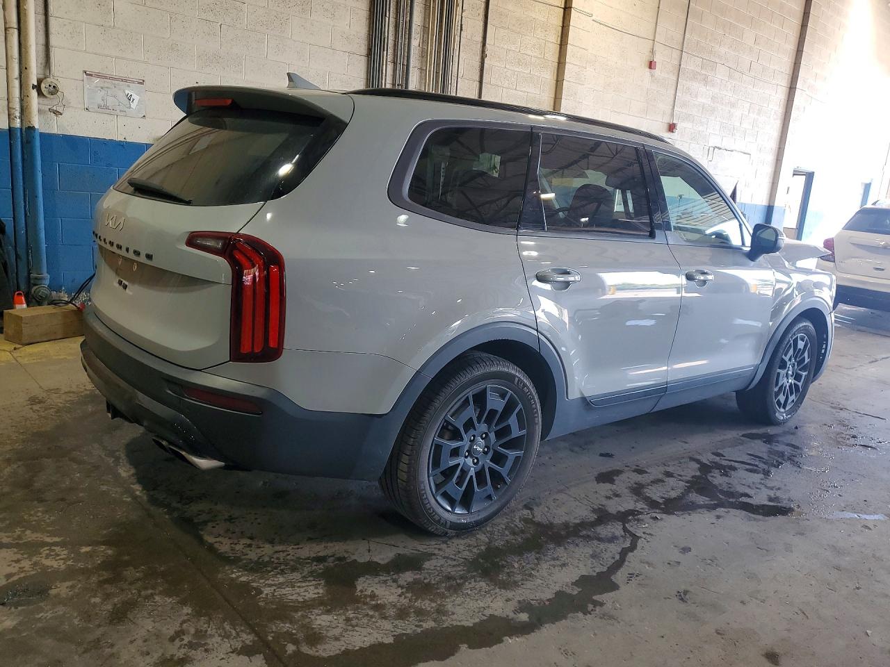 2022 KIA TELLURIDE EX — снимка 3