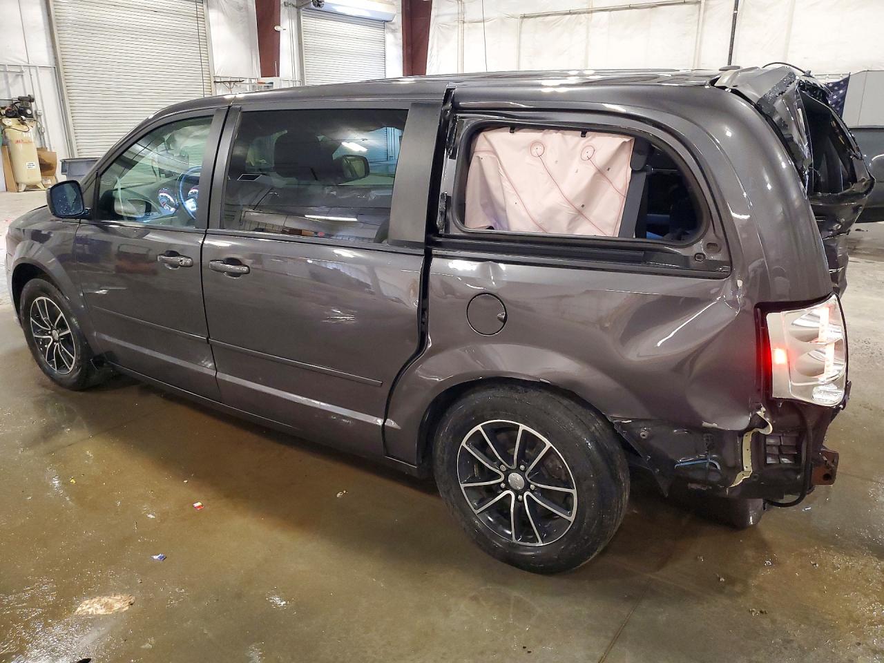 2017 DODGE GRAND CARAVAN GT — снимка 2