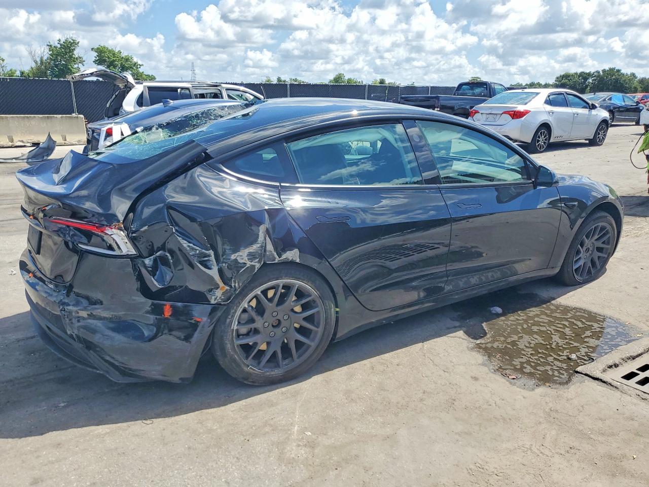 2025 TESLA MODEL 3 — снимка 3