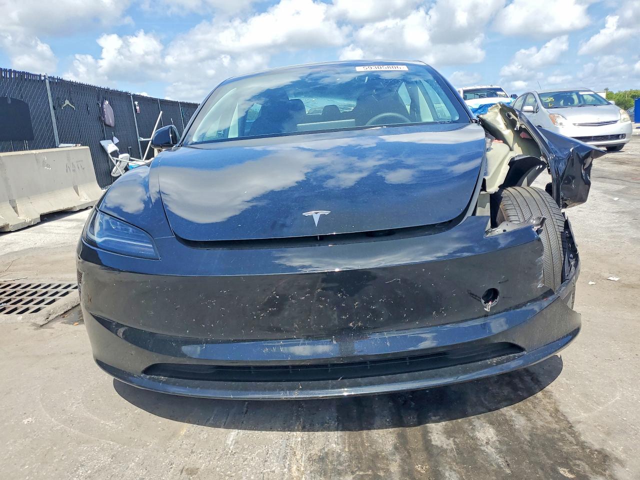 2025 TESLA MODEL 3 — снимка 5