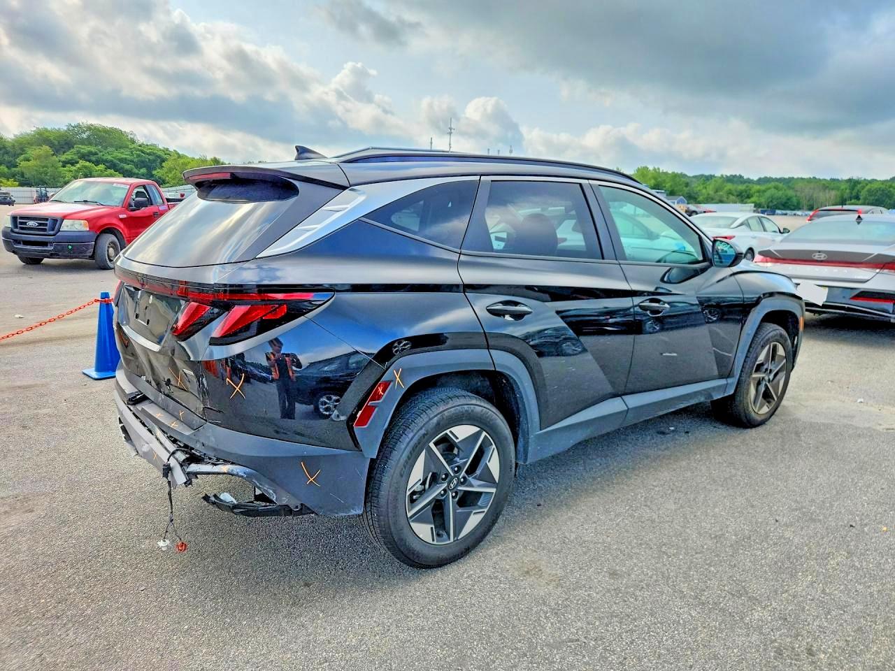 2026 HYUNDAI TUCSON SEL — снимка 3