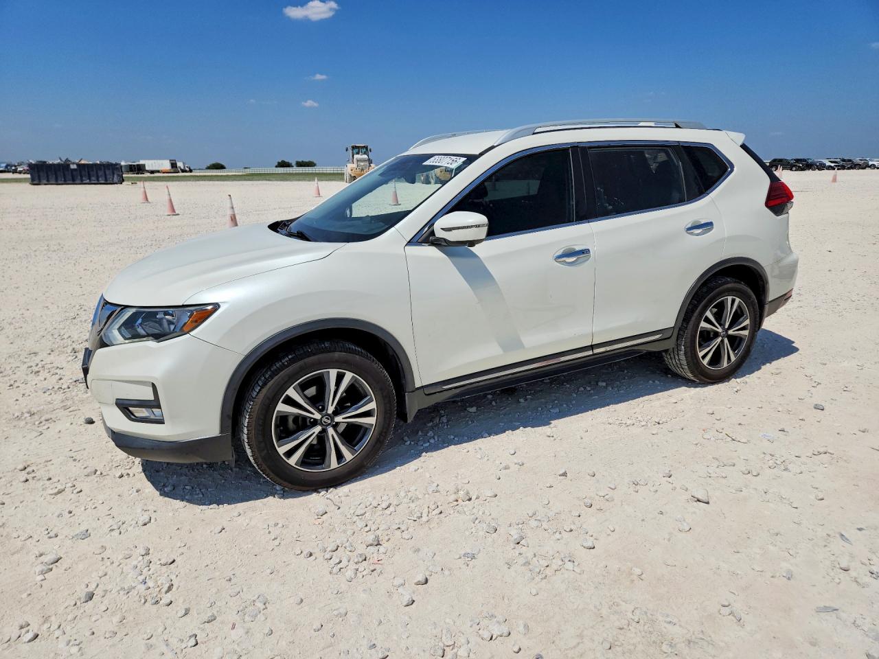 2017 NISSAN ROGUE SL