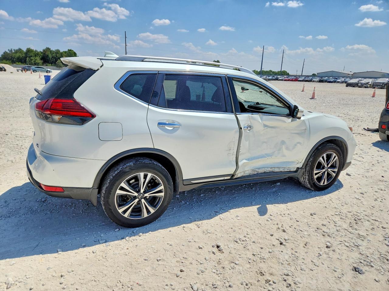 2017 NISSAN ROGUE SL — снимка 3