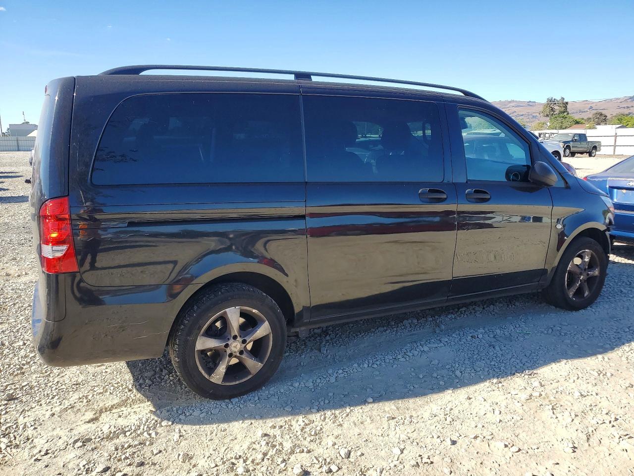 2016 MERCEDES-BENZ METRIS — снимка 3