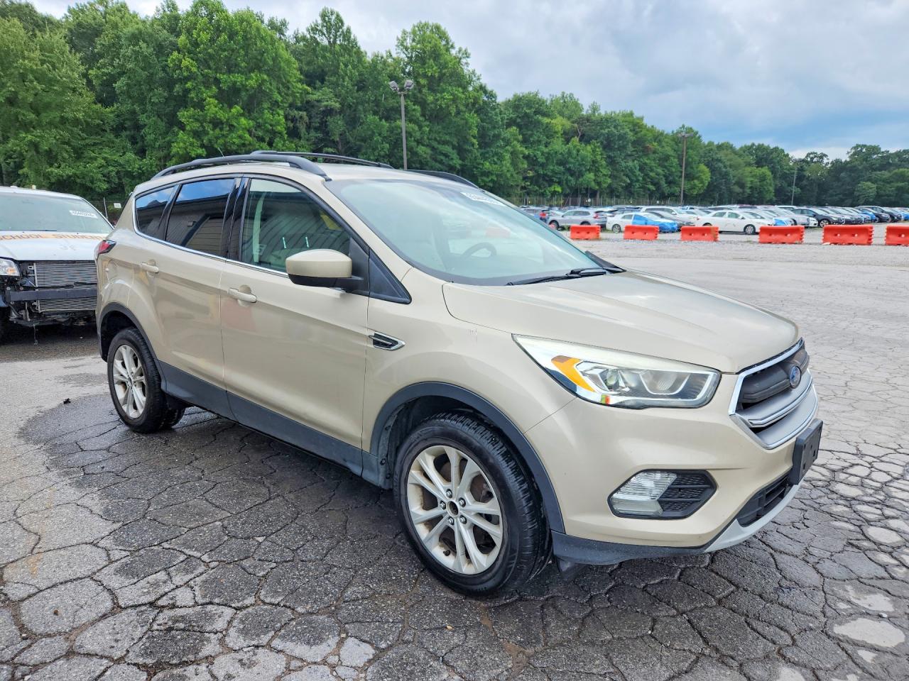 2017 FORD ESCAPE SE — снимка 4
