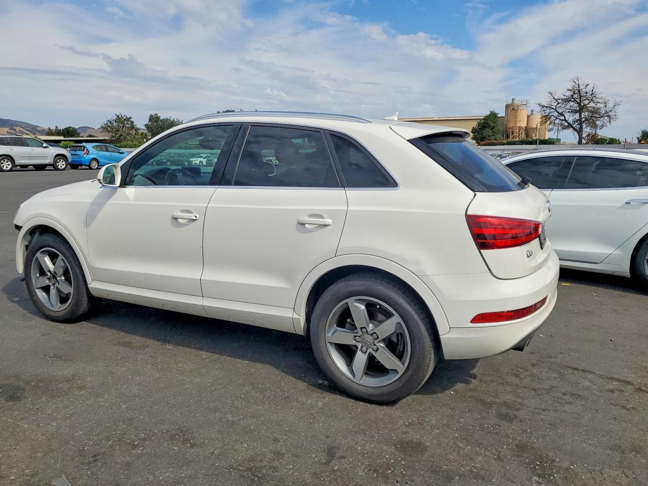 2015 AUDI Q3 — снимка 2