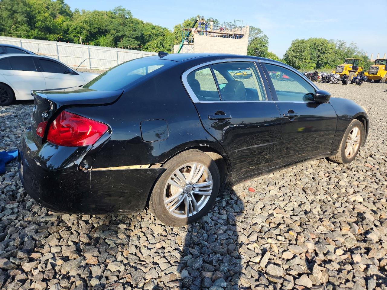 2015 INFINITI Q40 BASE — снимка 3