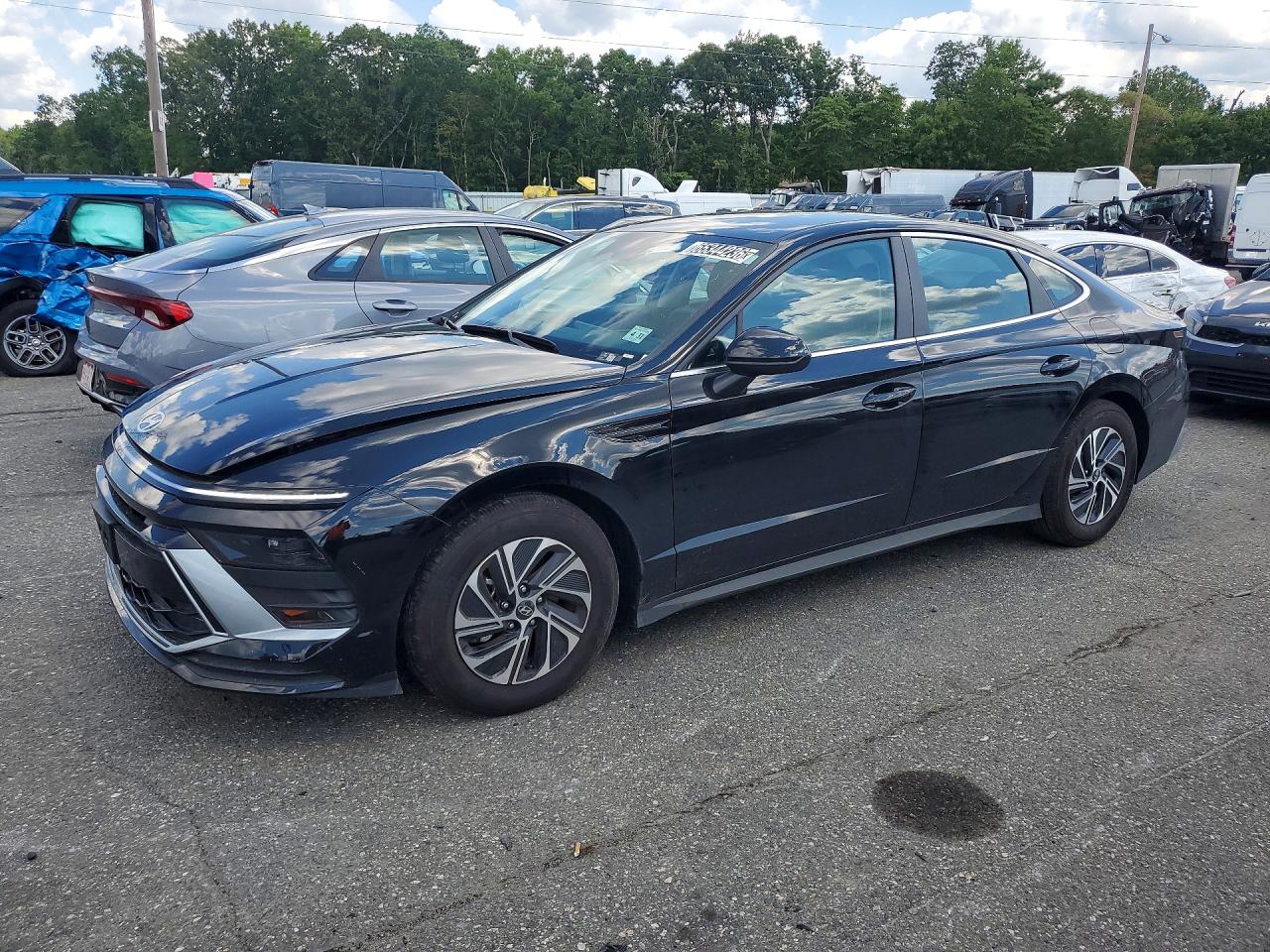 2026 HYUNDAI SONATA HYBRID BLUE