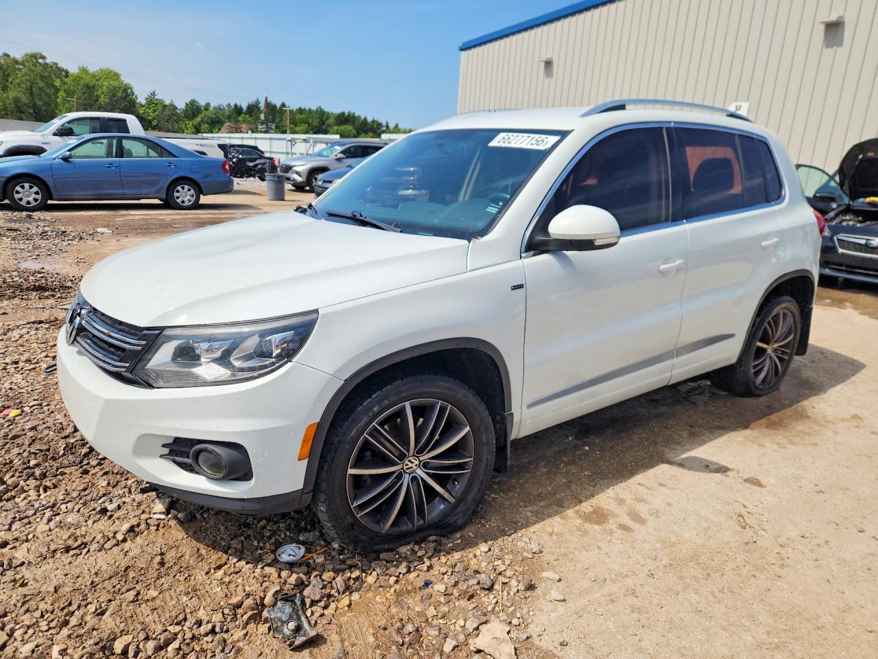 2015 VOLKSWAGEN TIGUAN S