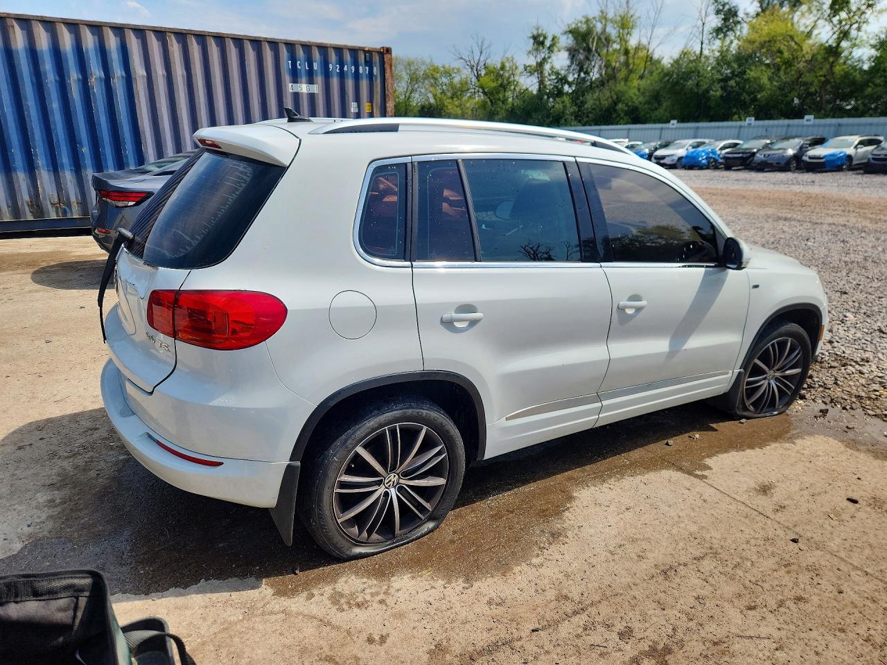 2015 VOLKSWAGEN TIGUAN S — снимка 3
