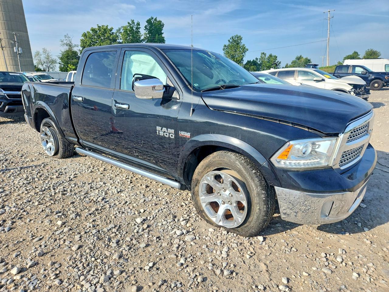2015 RAM 1500 LARAMIE — снимка 4